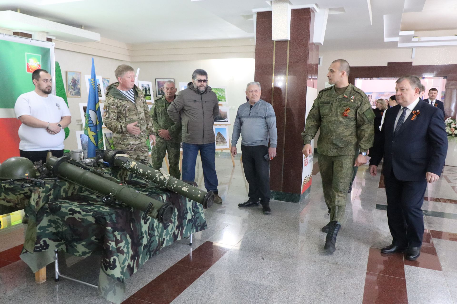 Герой России Расим Баксиков провел Урок мужества для нурлатских школьников (+ фоторепортаж)