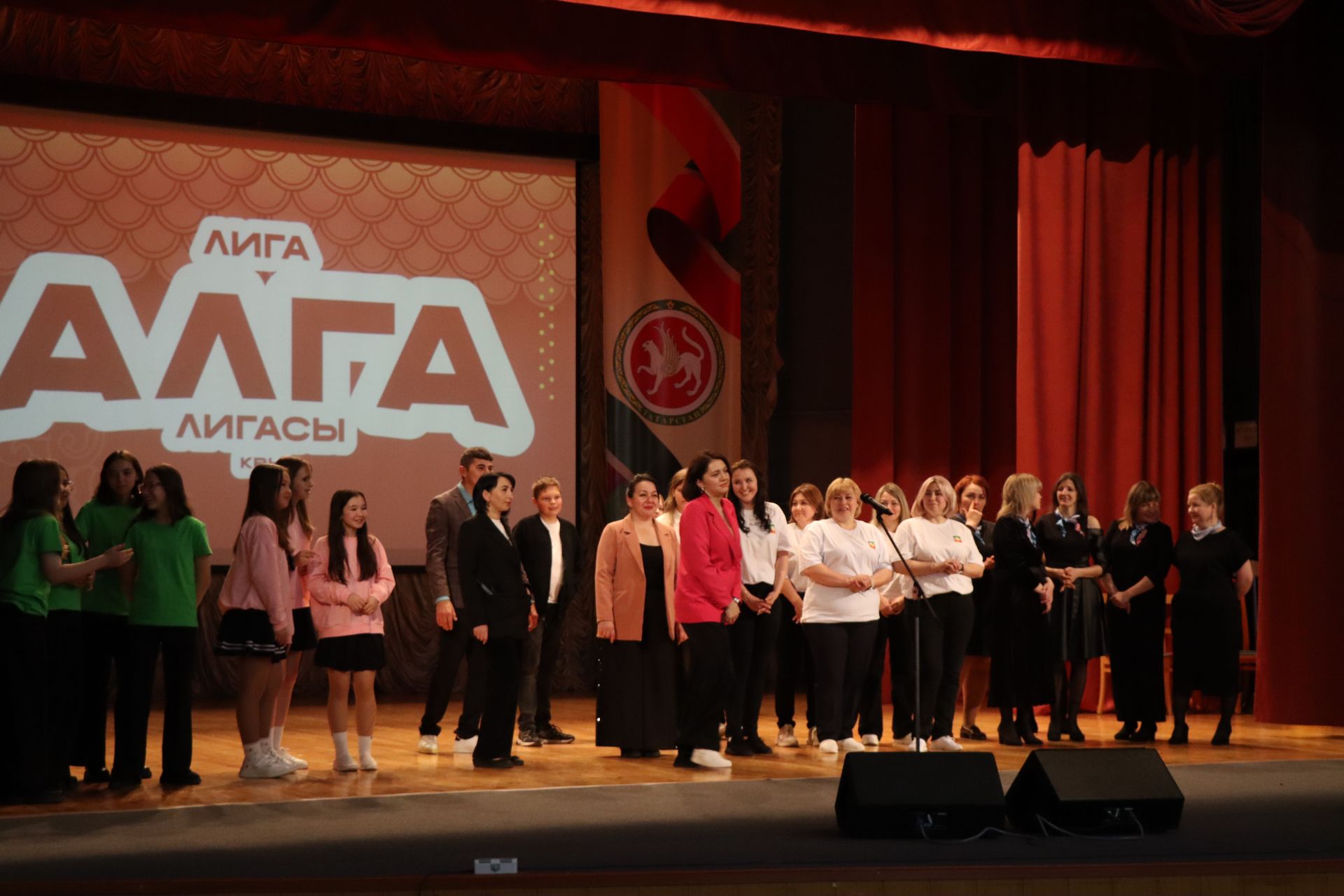 В Нурлате прошел зональный этап лиги КВН «Алга»