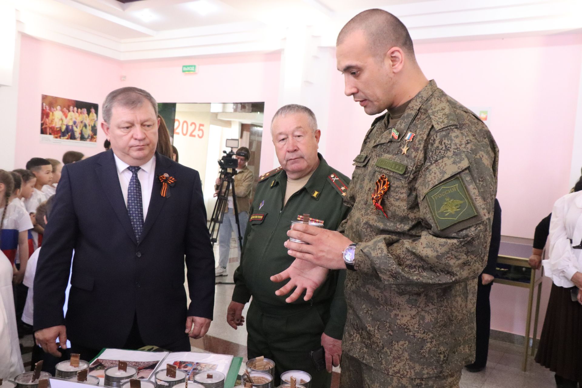 Герой России Расим Баксиков провел Урок мужества для нурлатских школьников (+ фоторепортаж)