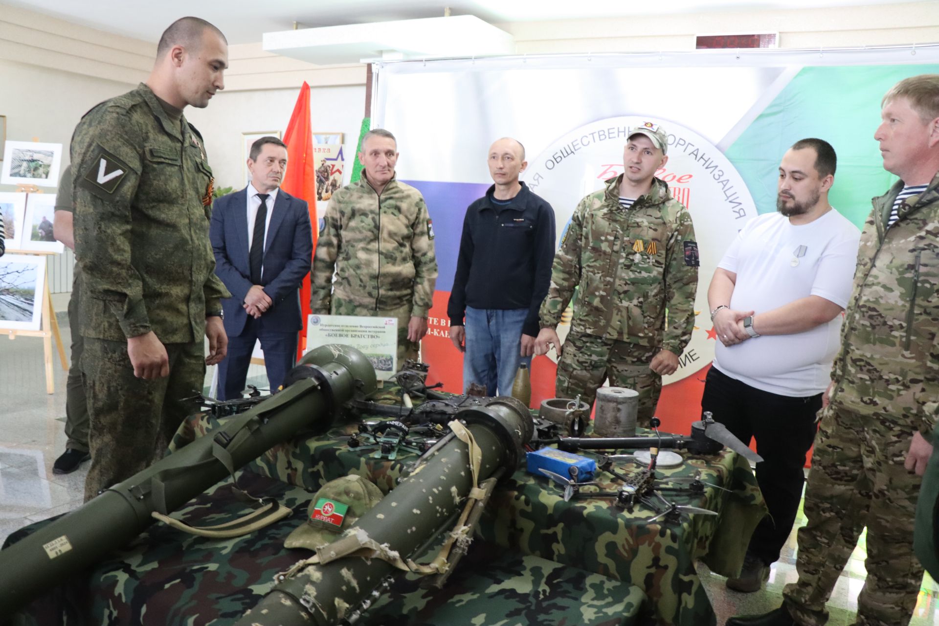 Герой России Расим Баксиков провел Урок мужества для нурлатских школьников (+ фоторепортаж)