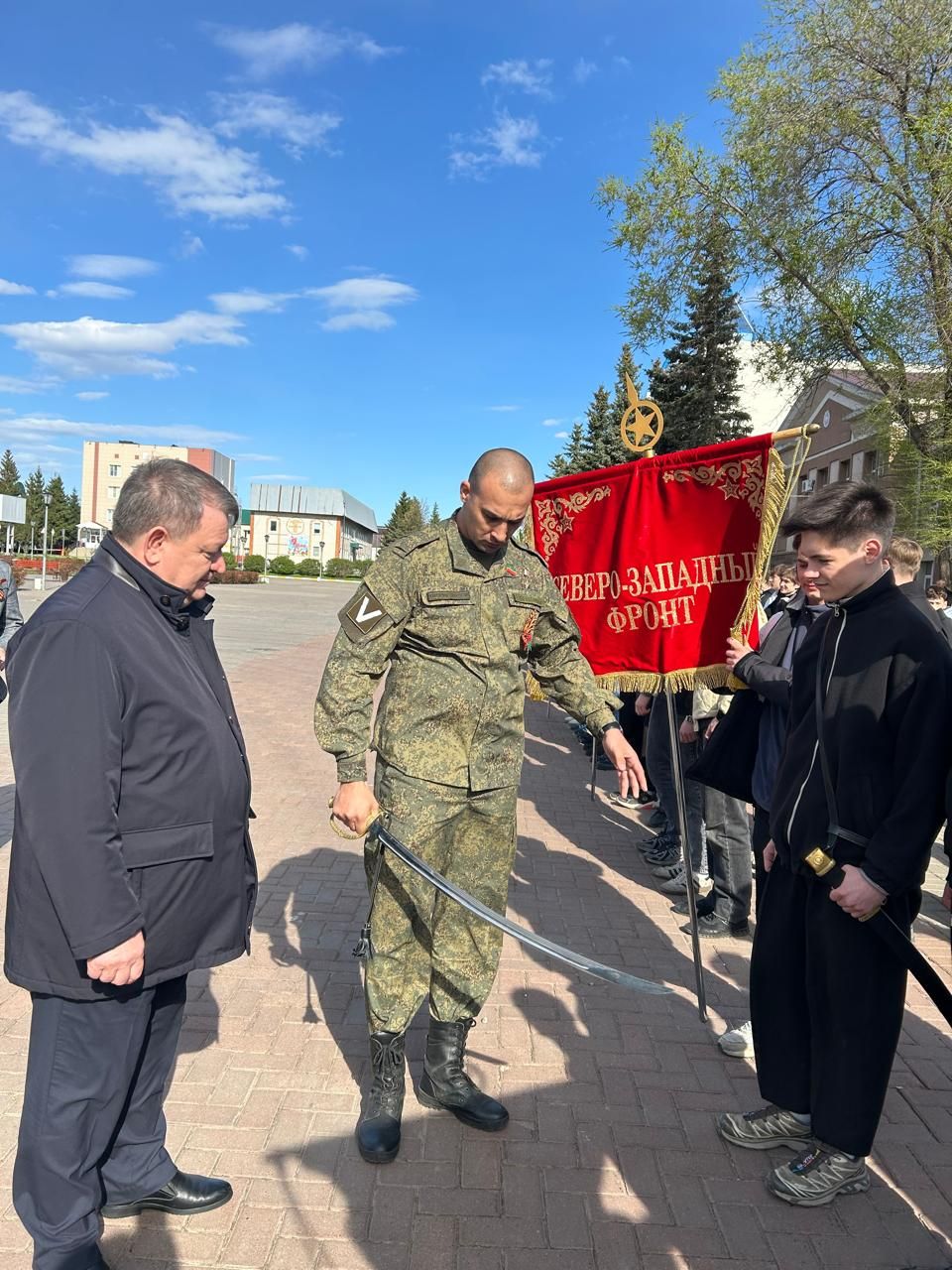 Герой России Расим Баксиков провел Урок мужества для нурлатских школьников (+ фоторепортаж)