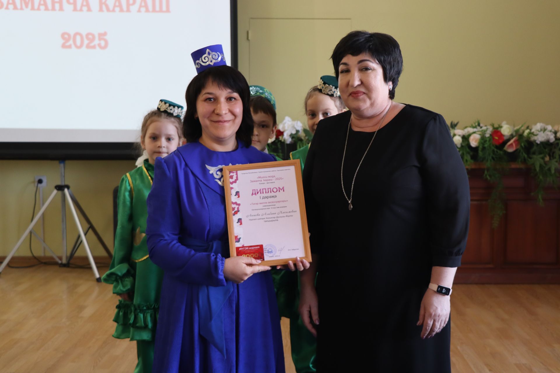 В Нурлате впервые состоялся фестиваль-конкурс «Национальная мода. Современный взгляд-2025»