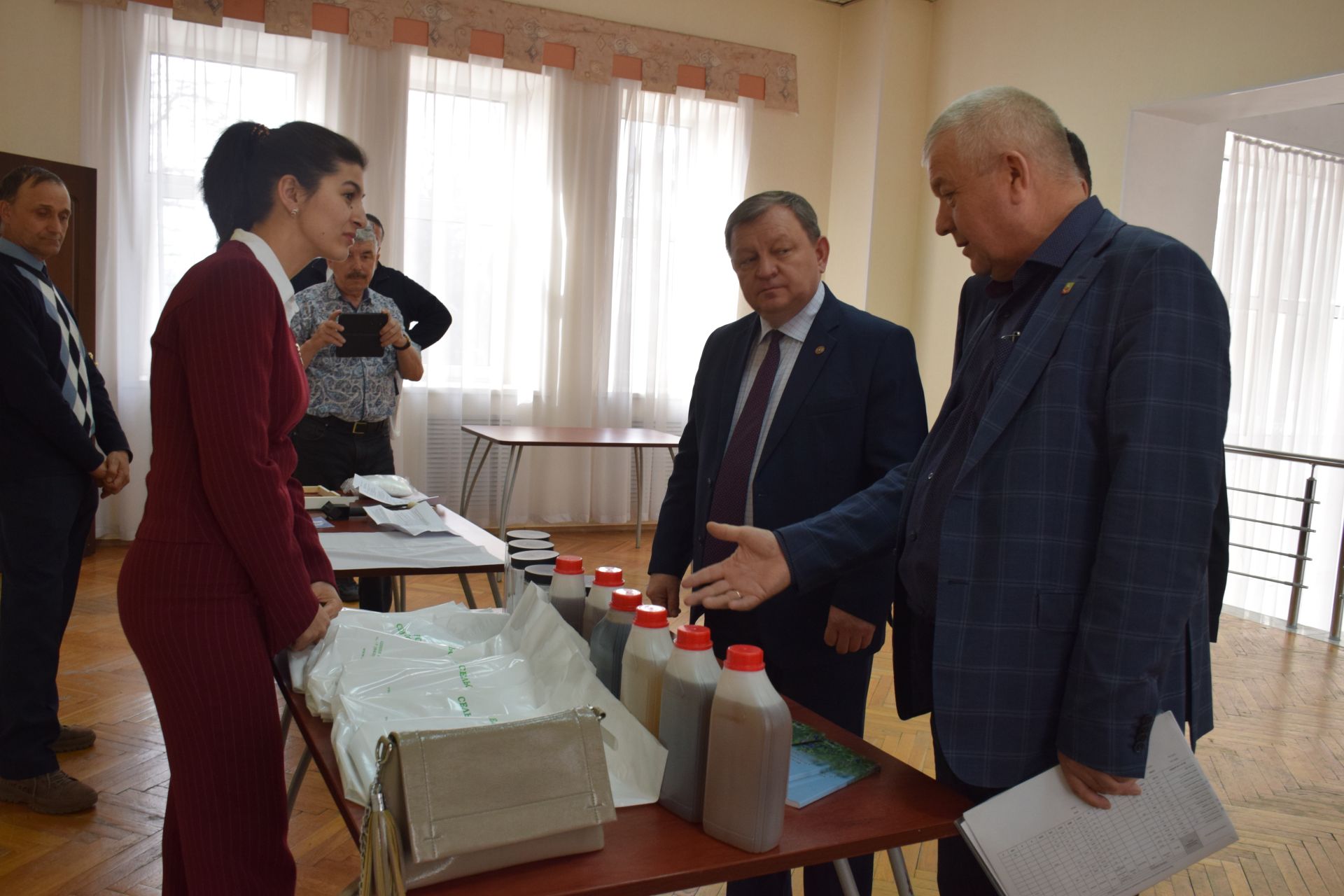 В Нурлатском районе обсудили актуальные вопросы агропромышленного комплекса