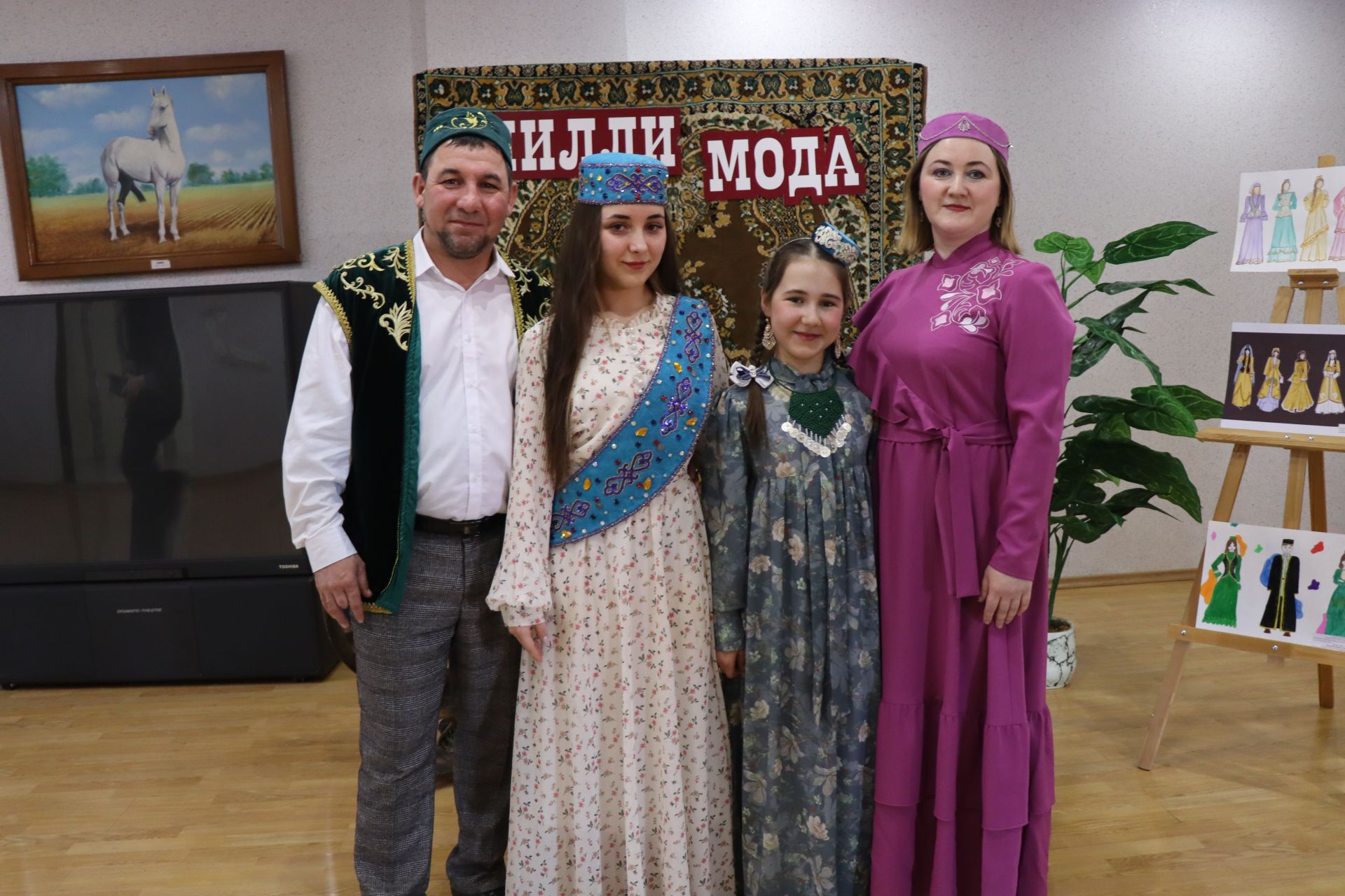 В Нурлате впервые состоялся фестиваль-конкурс «Национальная мода. Современный взгляд-2025»