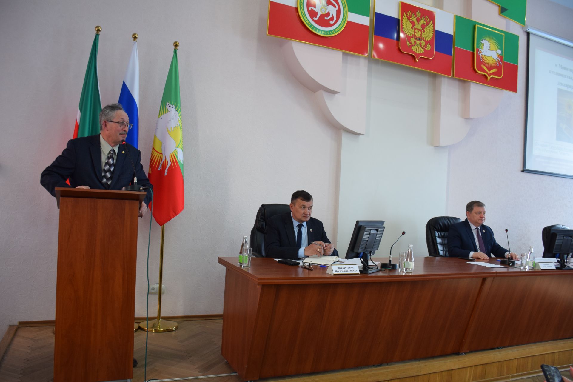 В Нурлатском районе обсудили актуальные вопросы агропромышленного комплекса