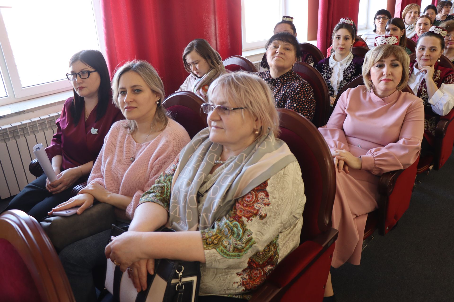 В Нурлате впервые состоялся фестиваль-конкурс «Национальная мода. Современный взгляд-2025»