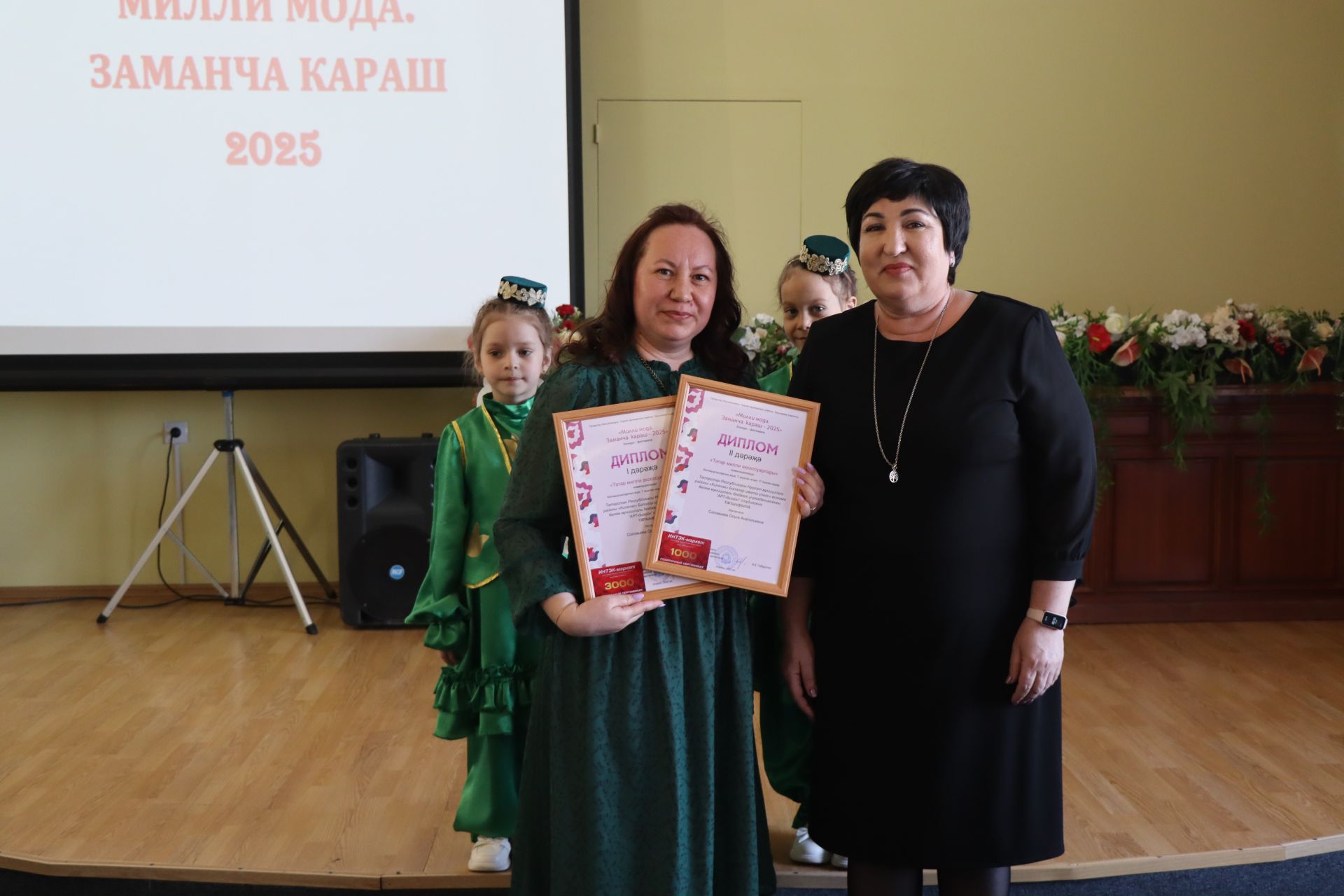 В Нурлате впервые состоялся фестиваль-конкурс «Национальная мода. Современный взгляд-2025»