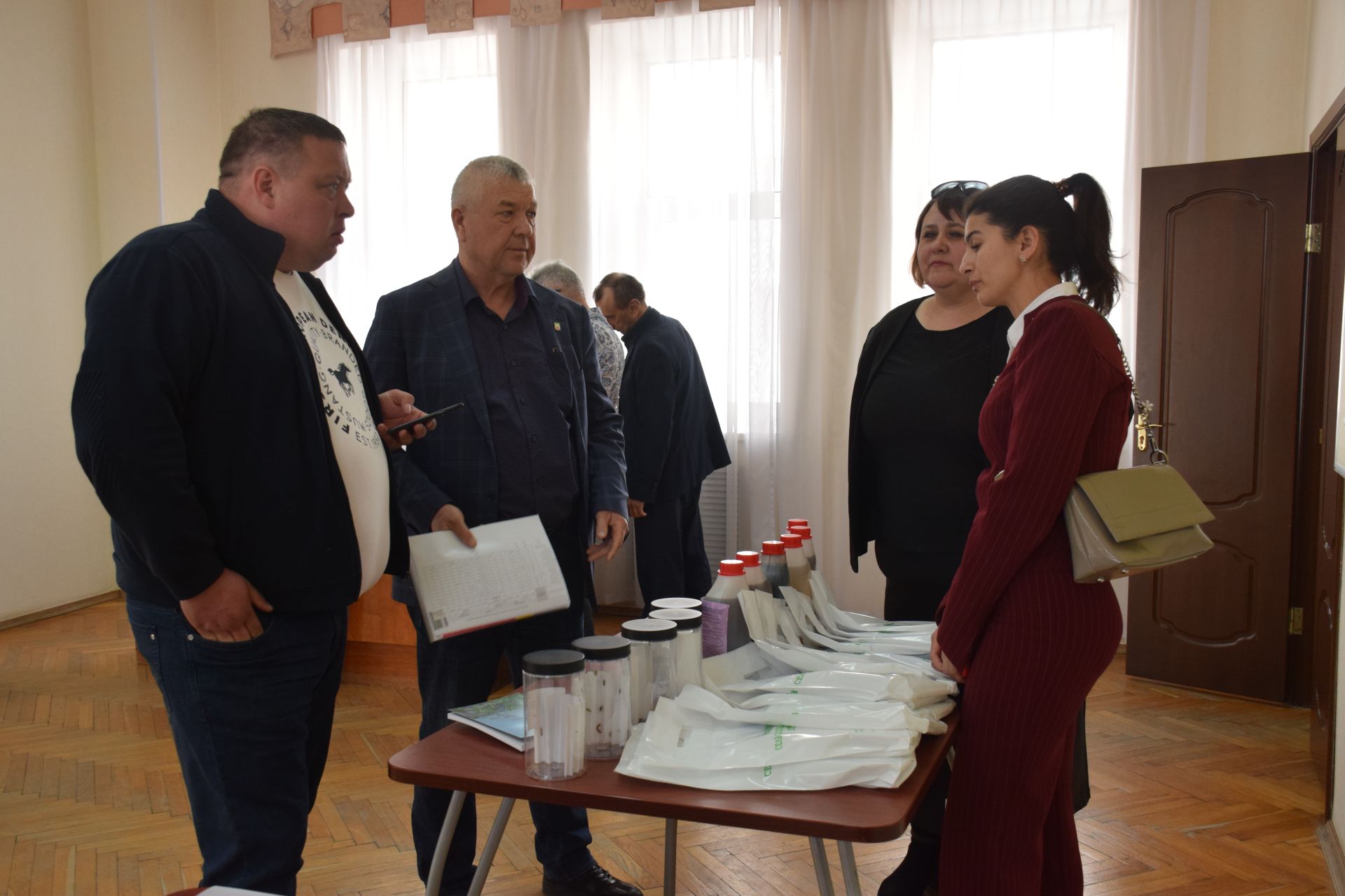 В Нурлатском районе обсудили актуальные вопросы агропромышленного комплекса