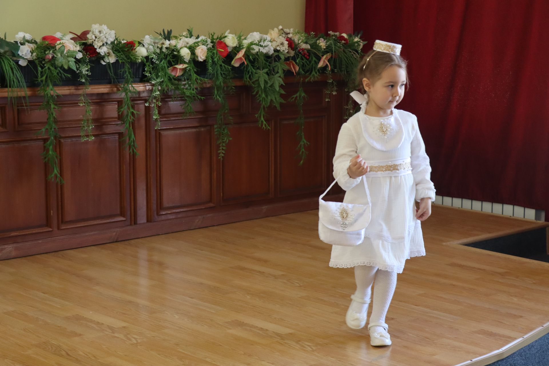 В Нурлате впервые состоялся фестиваль-конкурс «Национальная мода. Современный взгляд-2025»