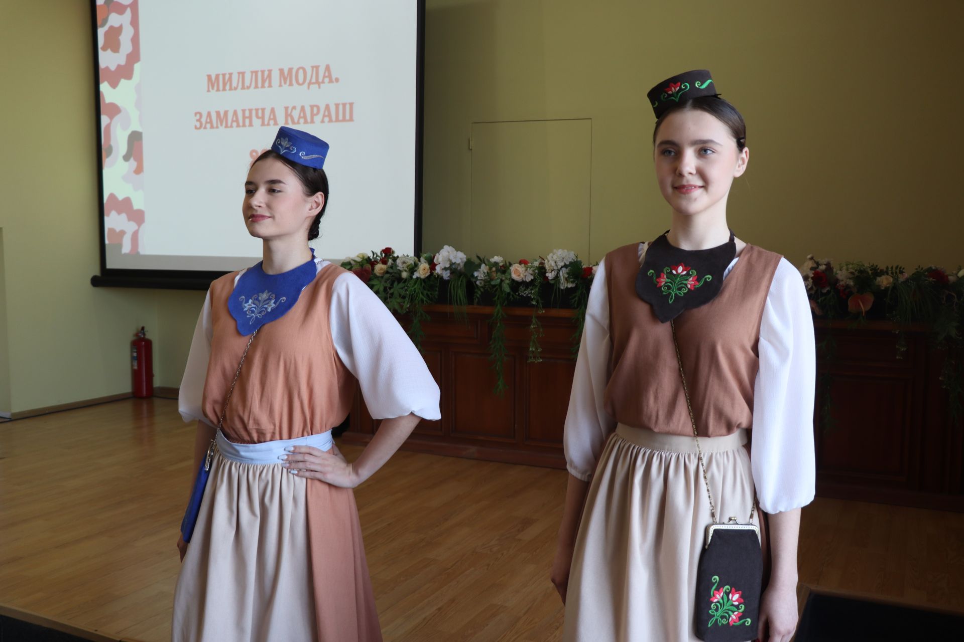 В Нурлате впервые состоялся фестиваль-конкурс «Национальная мода. Современный взгляд-2025»