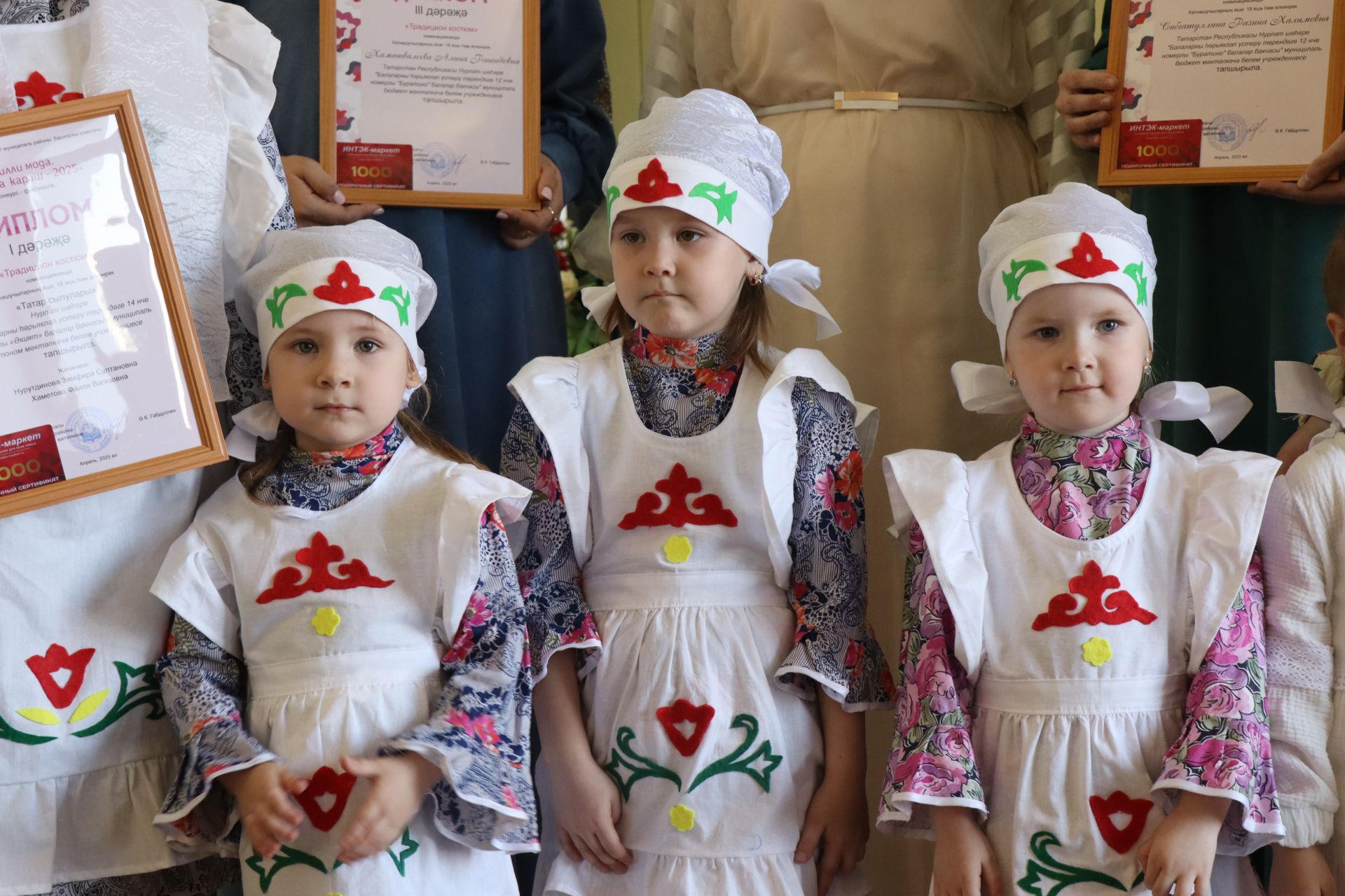 В Нурлате впервые состоялся фестиваль-конкурс «Национальная мода. Современный взгляд-2025»