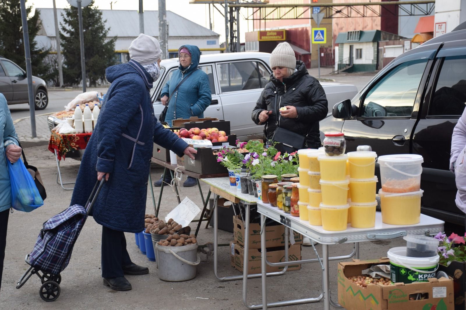 В Нурлате проходит очередная весенняя ярмарка
