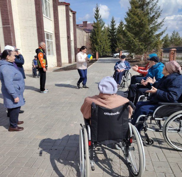 Активная жизнь в золотом возрасте: как в Нурлатском доме-интернате поддерживают здоровье