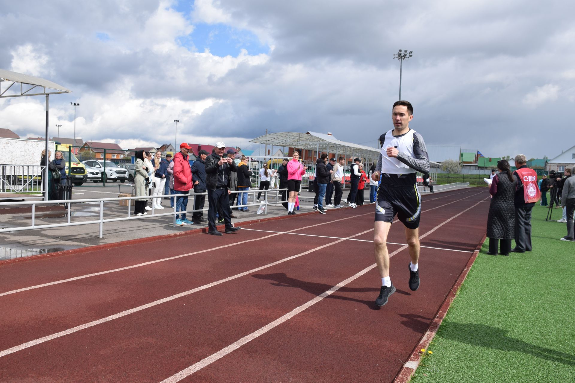 Легкоатлетический сезон в Нурлате открыла яркая эстафета на призы газеты «Дуслык» («Дружба», «Туслах») (+ФОТОРЕПОРТАЖ)