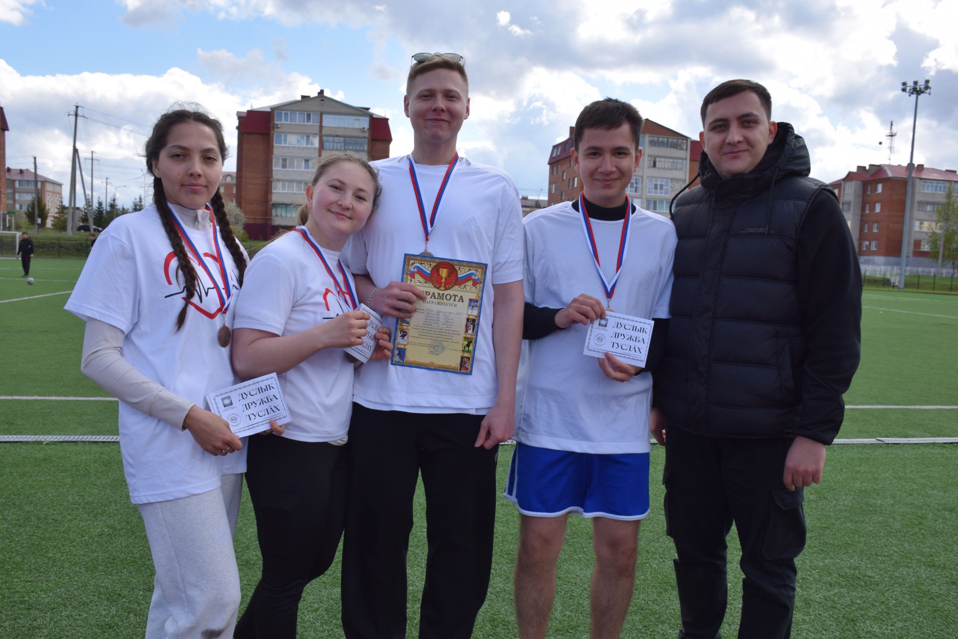 Легкоатлетический сезон в Нурлате открыла яркая эстафета на призы газеты «Дуслык» («Дружба», «Туслах») (+ФОТОРЕПОРТАЖ)