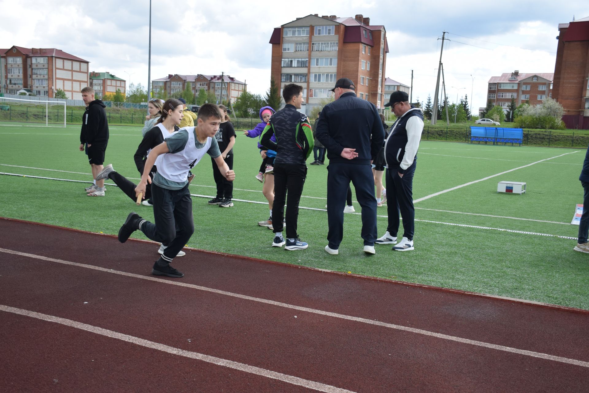 Легкоатлетический сезон в Нурлате открыла яркая эстафета на призы газеты «Дуслык» («Дружба», «Туслах») (+ФОТОРЕПОРТАЖ)