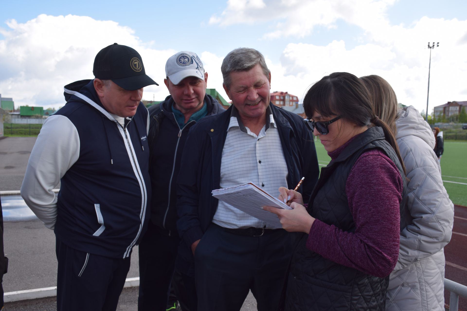 Легкоатлетический сезон в Нурлате открыла яркая эстафета на призы газеты «Дуслык» («Дружба», «Туслах») (+ФОТОРЕПОРТАЖ)