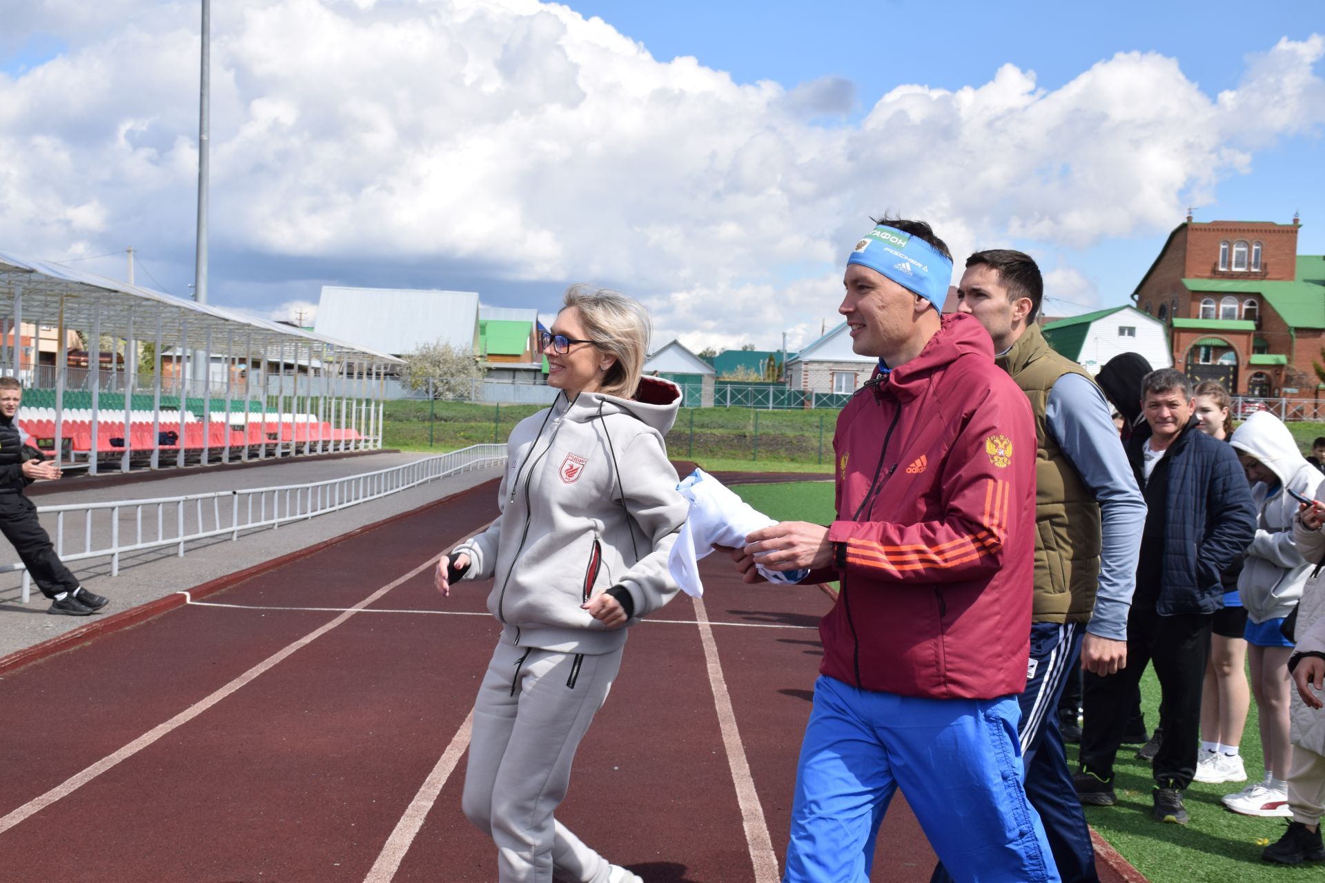 Легкоатлетический сезон в Нурлате открыла яркая эстафета на призы газеты «Дуслык» («Дружба», «Туслах») (+ФОТОРЕПОРТАЖ)