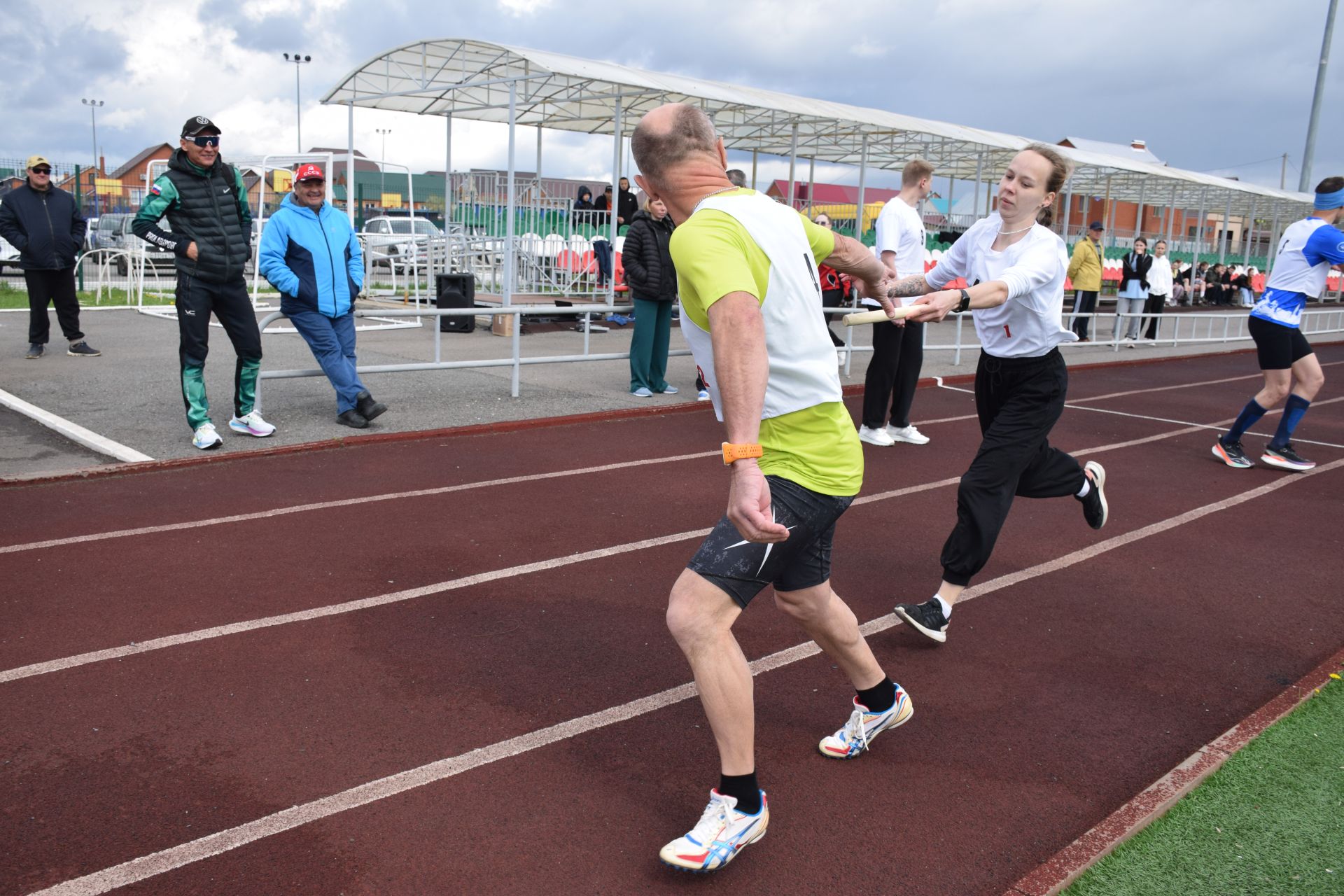 Легкоатлетический сезон в Нурлате открыла яркая эстафета на призы газеты «Дуслык» («Дружба», «Туслах») (+ФОТОРЕПОРТАЖ)