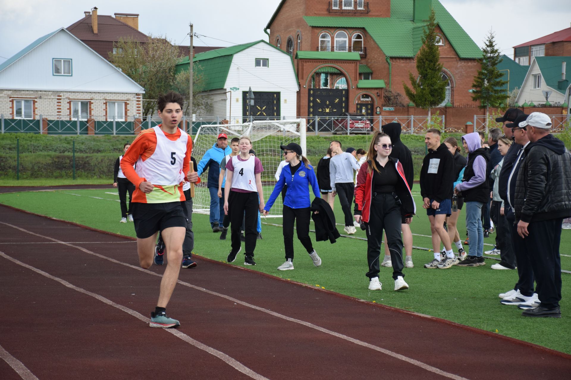 Легкоатлетический сезон в Нурлате открыла яркая эстафета на призы газеты «Дуслык» («Дружба», «Туслах») (+ФОТОРЕПОРТАЖ)