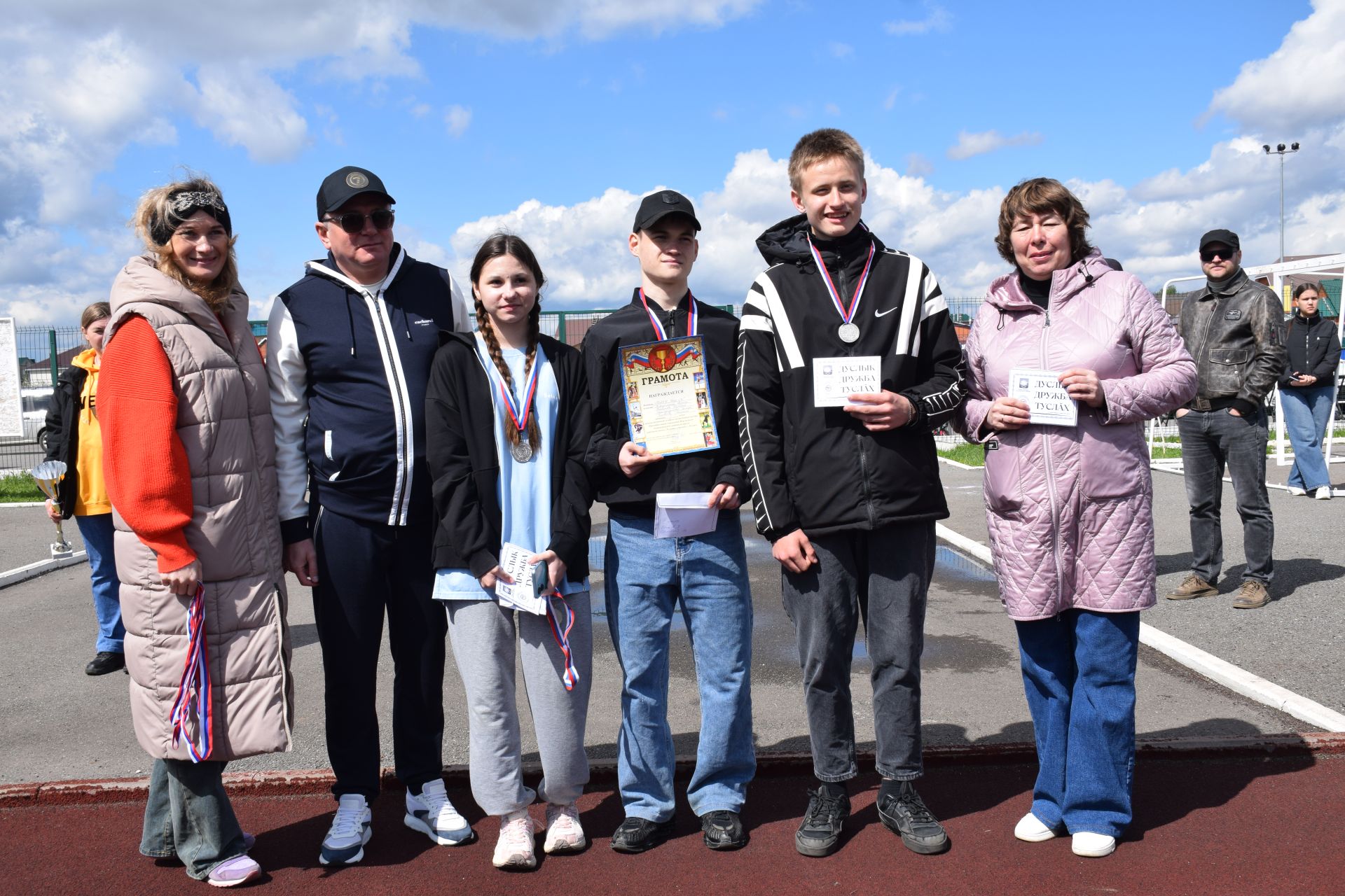 Легкоатлетический сезон в Нурлате открыла яркая эстафета на призы газеты «Дуслык» («Дружба», «Туслах») (+ФОТОРЕПОРТАЖ)