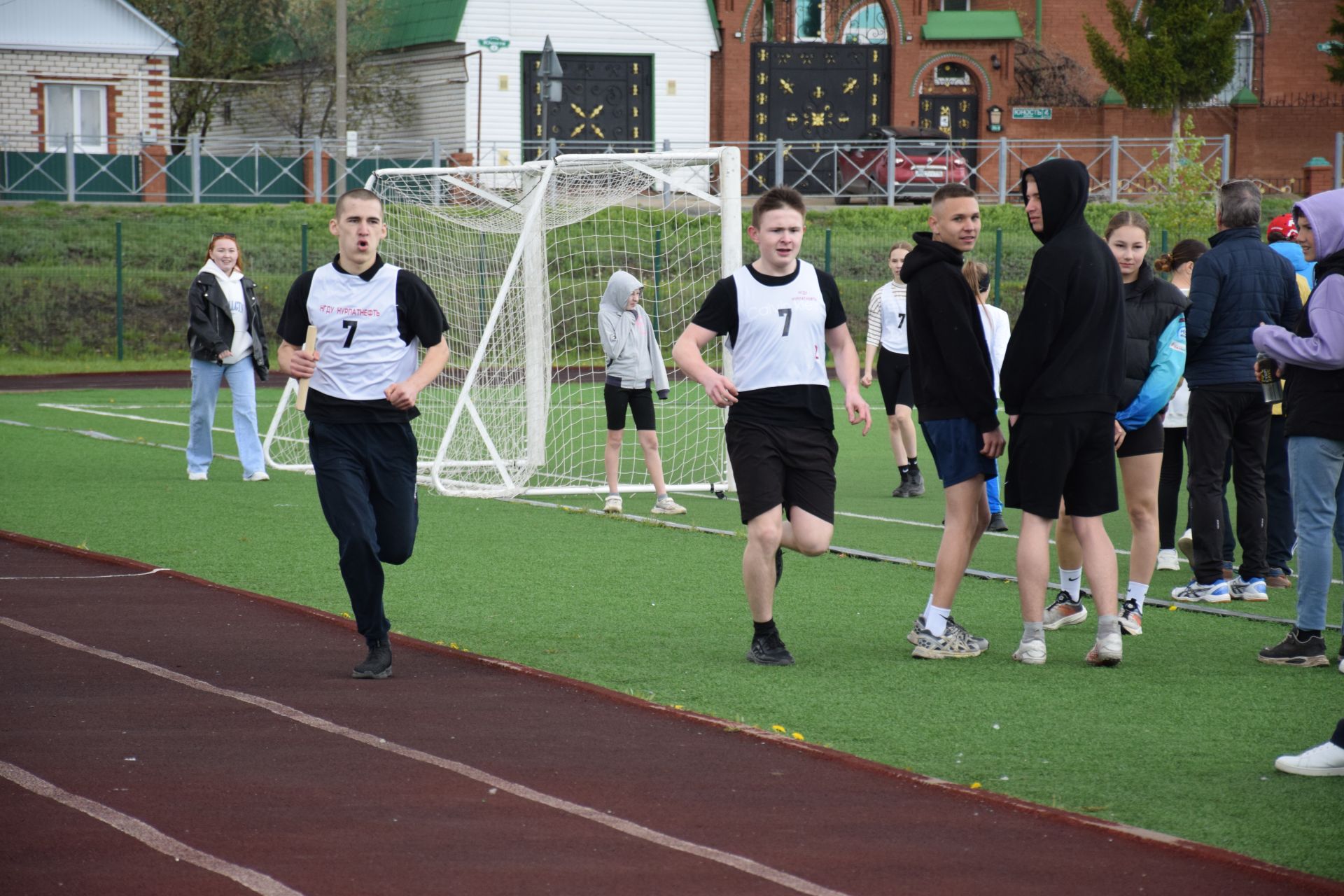 Легкоатлетический сезон в Нурлате открыла яркая эстафета на призы газеты «Дуслык» («Дружба», «Туслах») (+ФОТОРЕПОРТАЖ)