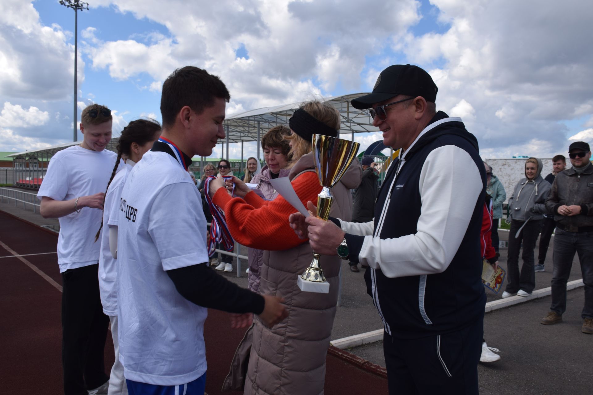Легкоатлетический сезон в Нурлате открыла яркая эстафета на призы газеты «Дуслык» («Дружба», «Туслах») (+ФОТОРЕПОРТАЖ)