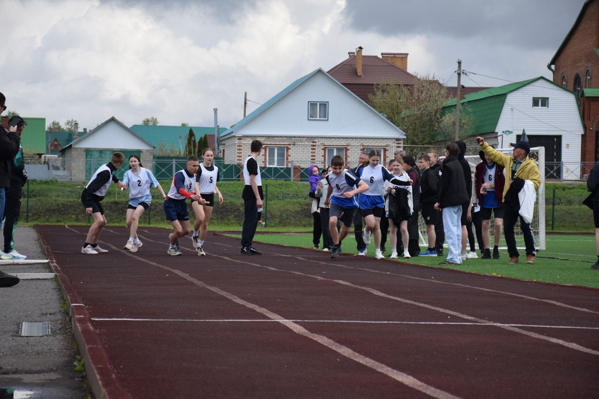 Легкоатлетический сезон в Нурлате открыла яркая эстафета на призы газеты «Дуслык» («Дружба», «Туслах») (+ФОТОРЕПОРТАЖ)