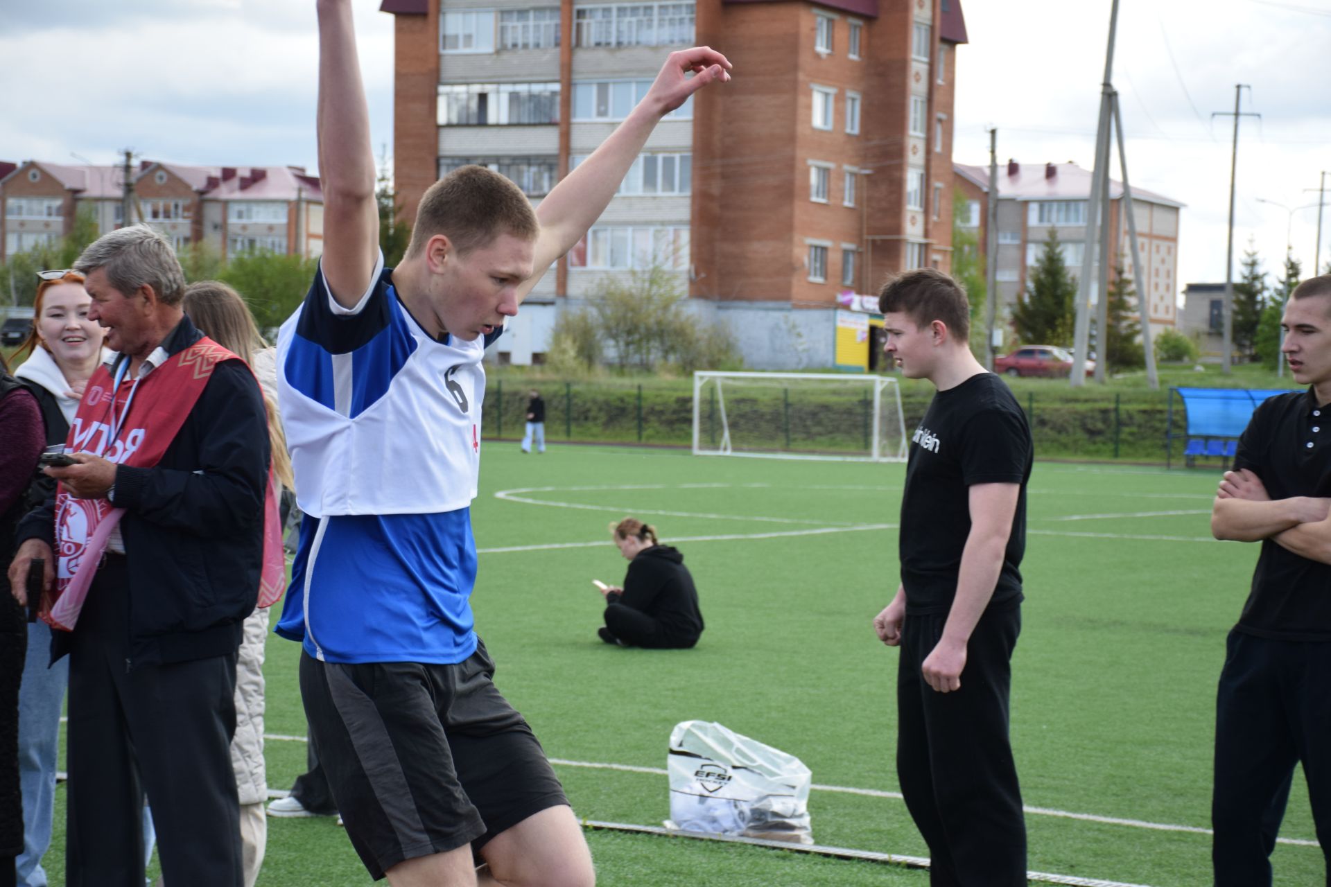 Легкоатлетический сезон в Нурлате открыла яркая эстафета на призы газеты «Дуслык» («Дружба», «Туслах») (+ФОТОРЕПОРТАЖ)