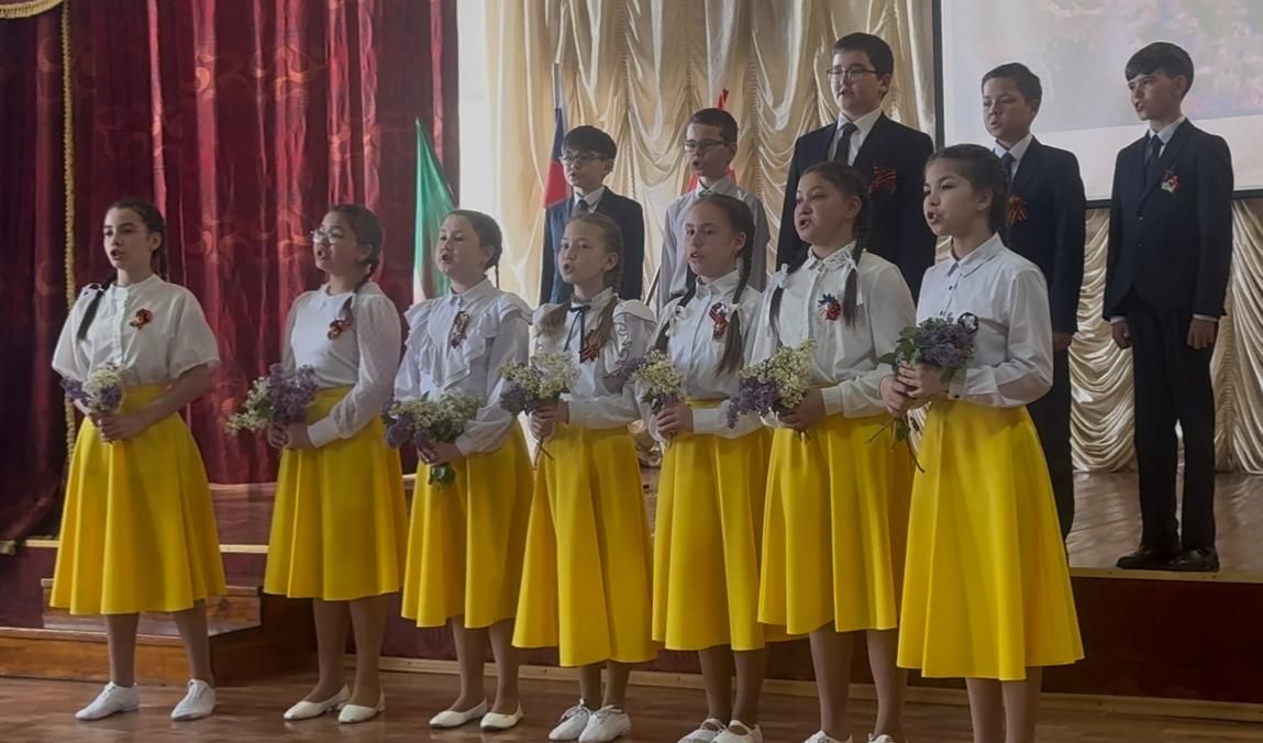 Потомки Героя СССР Михаила Сергеева посетили Нурлатскую гимназию