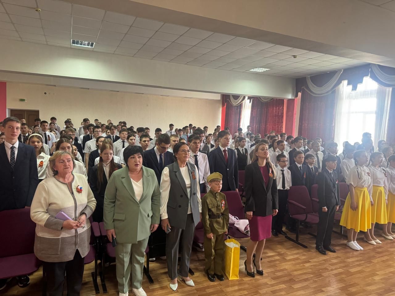 Потомки Героя СССР Михаила Сергеева посетили Нурлатскую гимназию