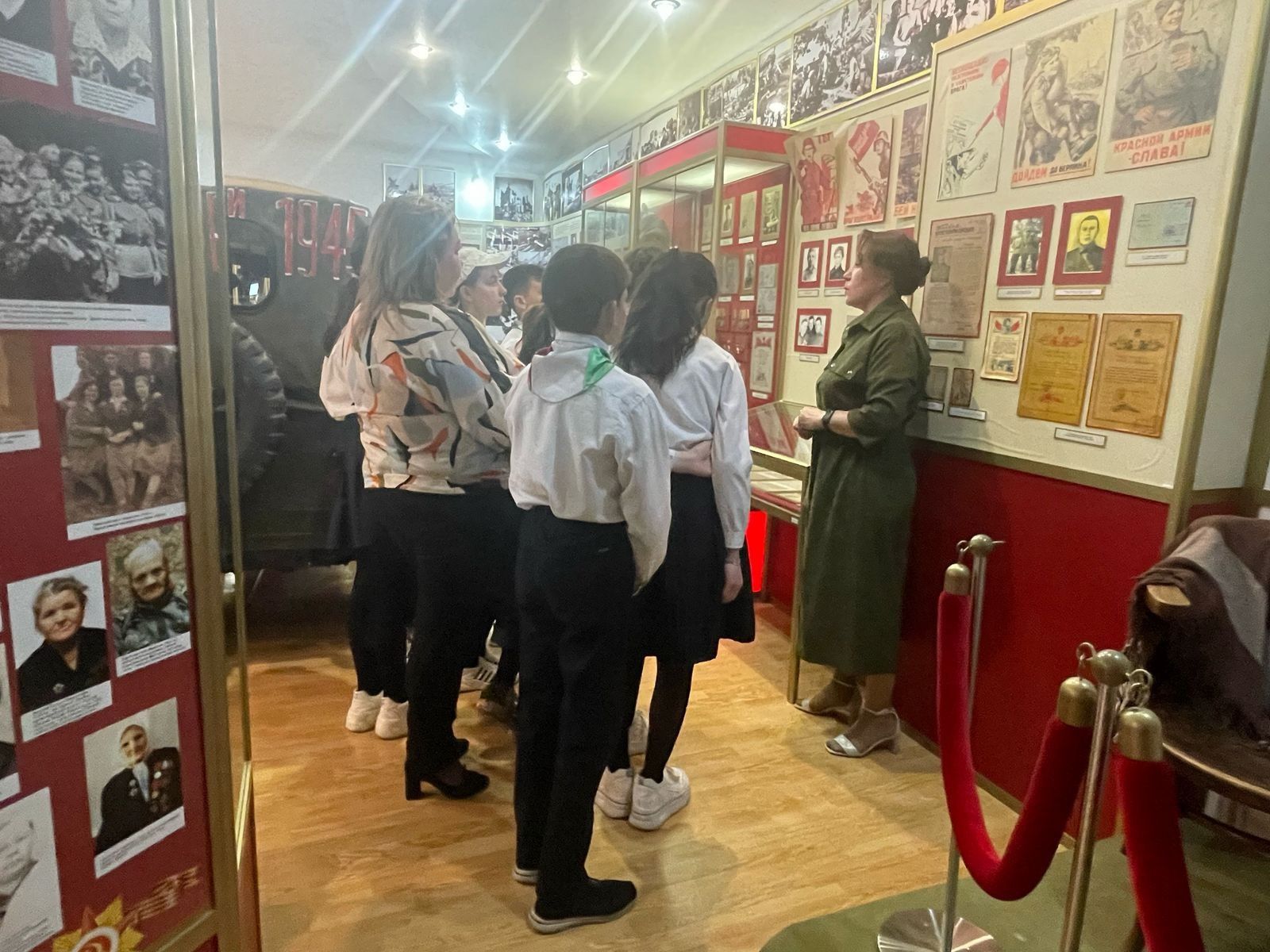 Экскурсия в Зале воинской славы: память о героях и тружениках тыла