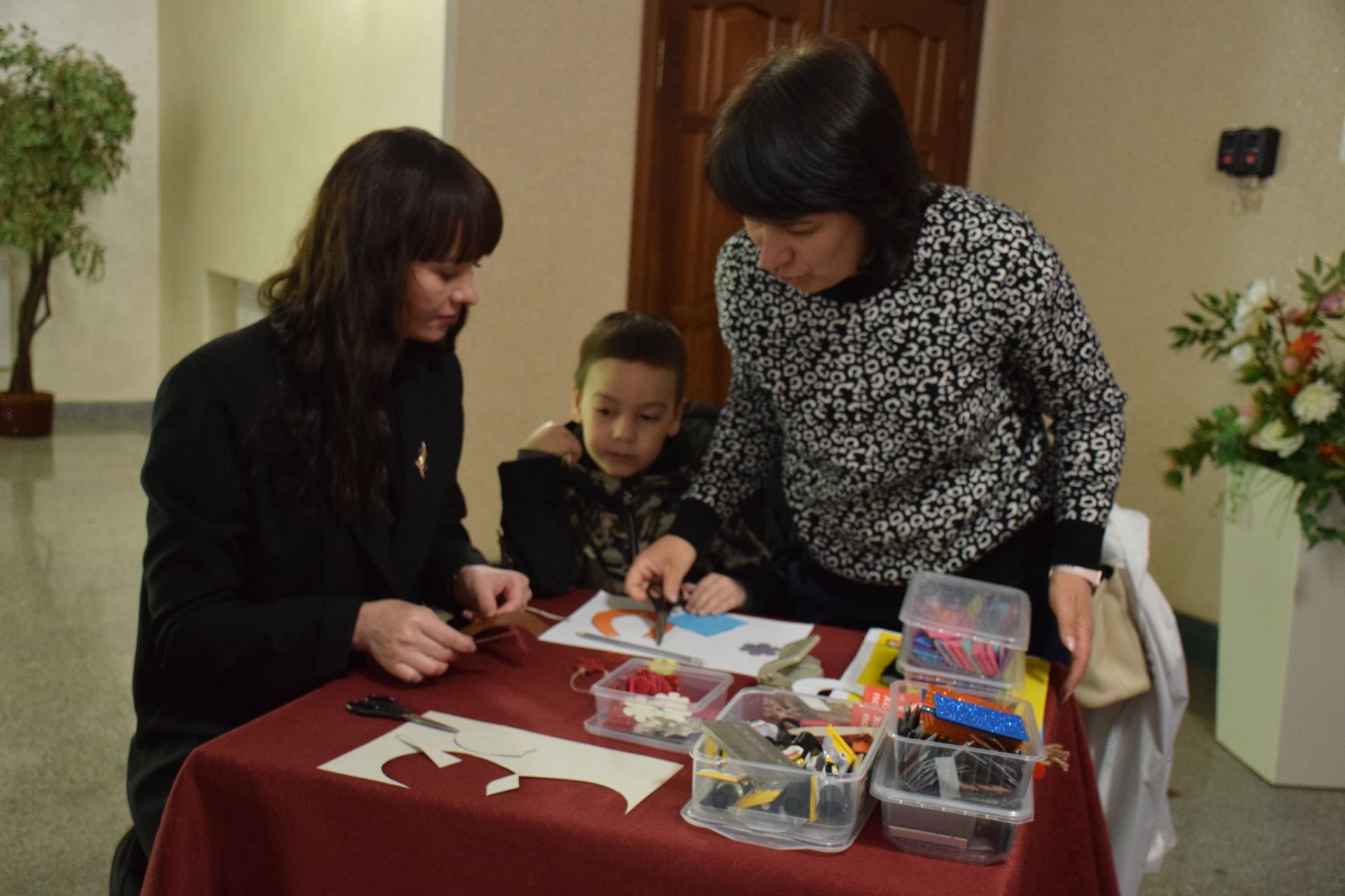 В Нурлате отпраздновали День семьи: чествование лучших семей и яркий праздник