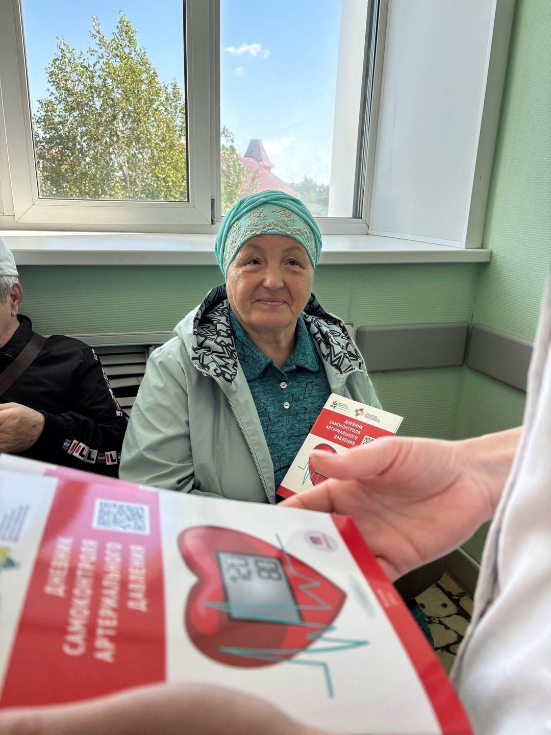 Нурлатская ЦРБ призывает контролировать давление: стартовала акция для гипертоников