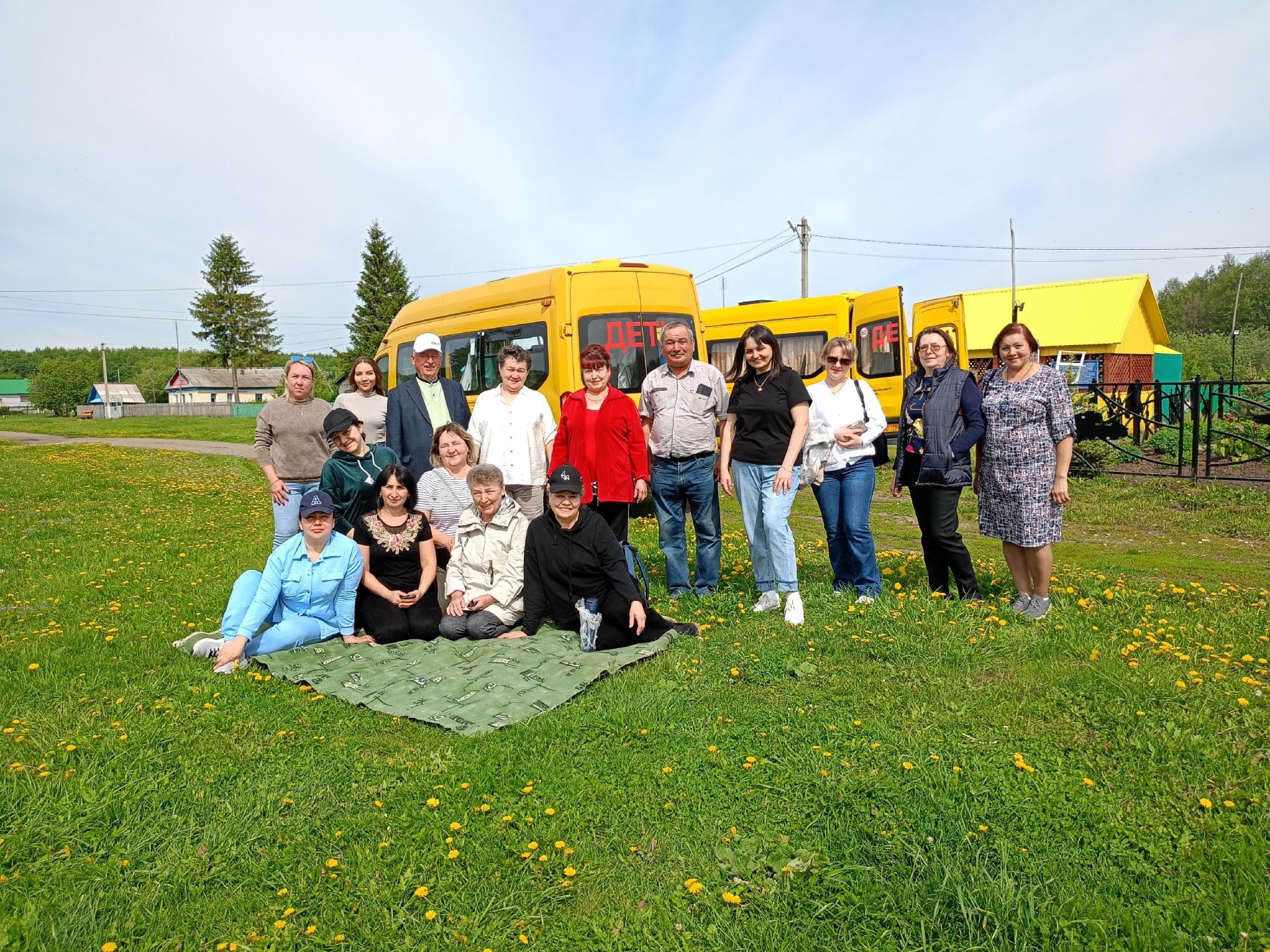 КДЦ «Грани» провели первый выездной концерт в рамках проекта «Территория семьи»