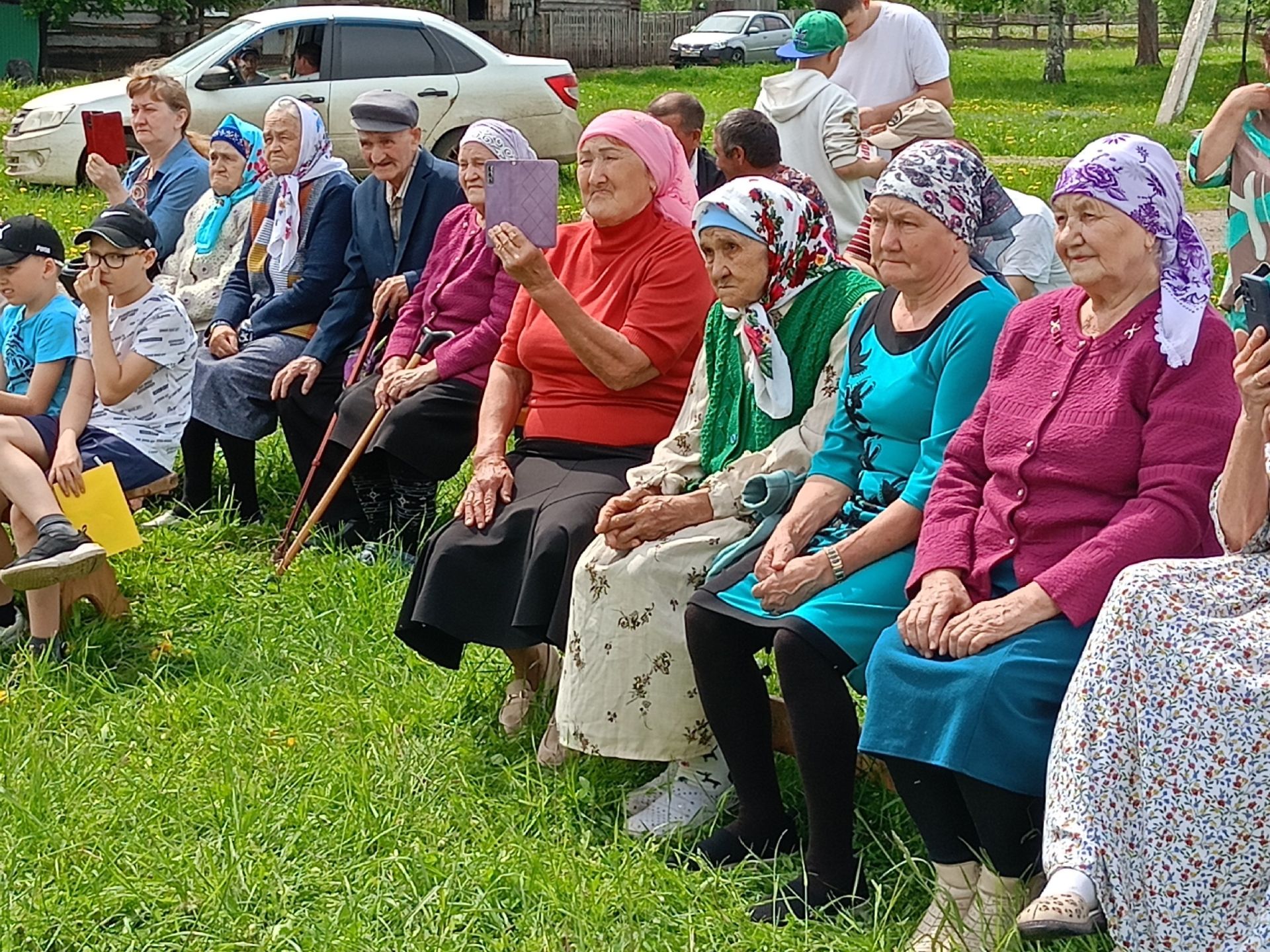 КДЦ «Грани» провели первый выездной концерт в рамках проекта «Территория семьи»