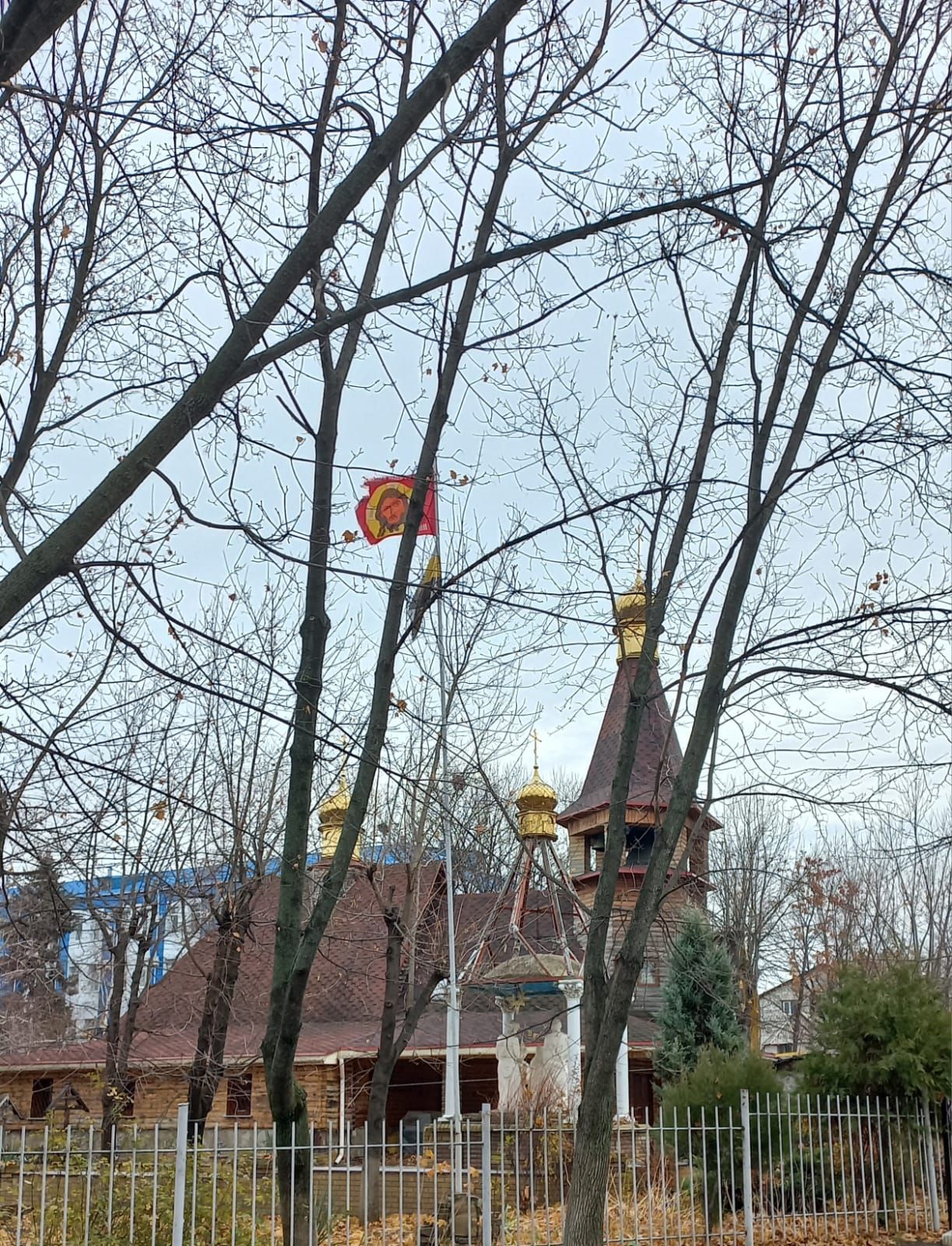 Священнослужитель из Нурлата побывал с гуманитарной миссией в госпиталях ДНР и ЛНР