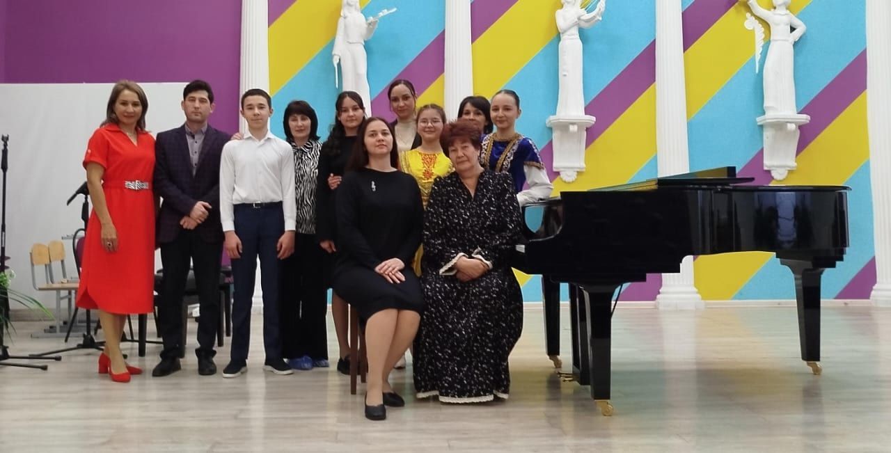 Талантливые выпускники «Сэлэт» успешно завершили экзаменационные испытания