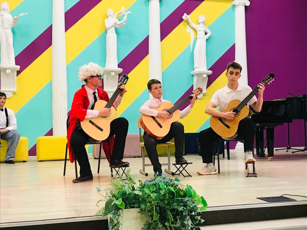 В НДШИ «Сэлэт» состоялся юбилейный выпуск 2025 года