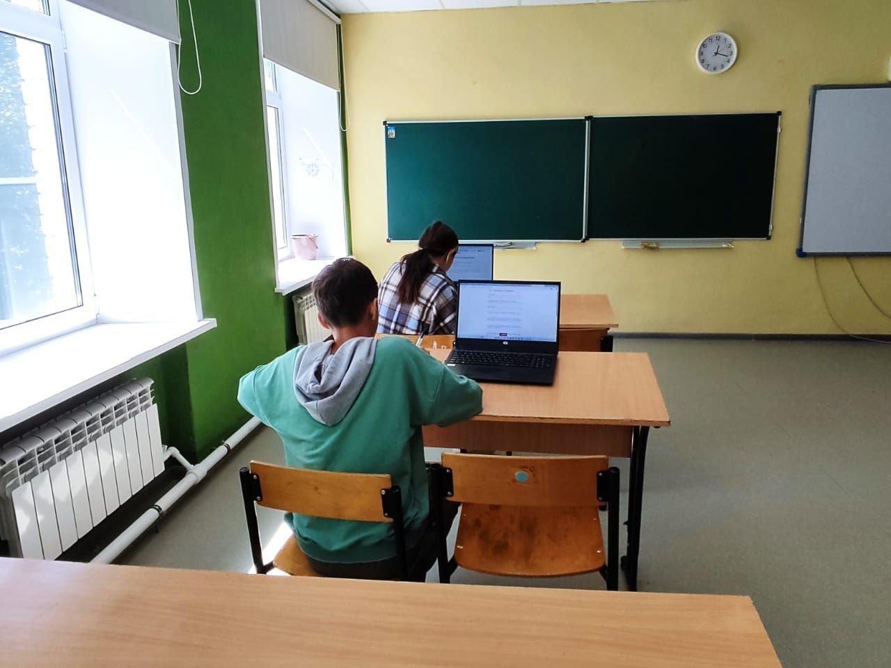 Школьники Нурлатского района приняли участие в олимпиаде по геометрии