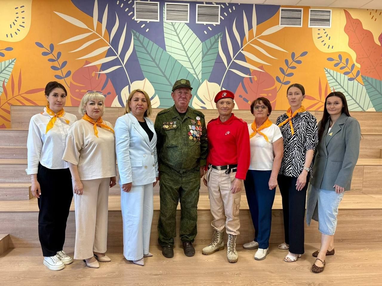 В Нурлате торжественно отметили XII слёт Юнармии и День рождения движения