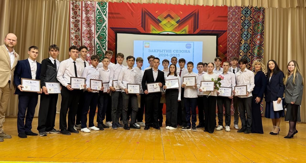 Торжественное закрытие учебно-тренировочного сезона в «Ледке»