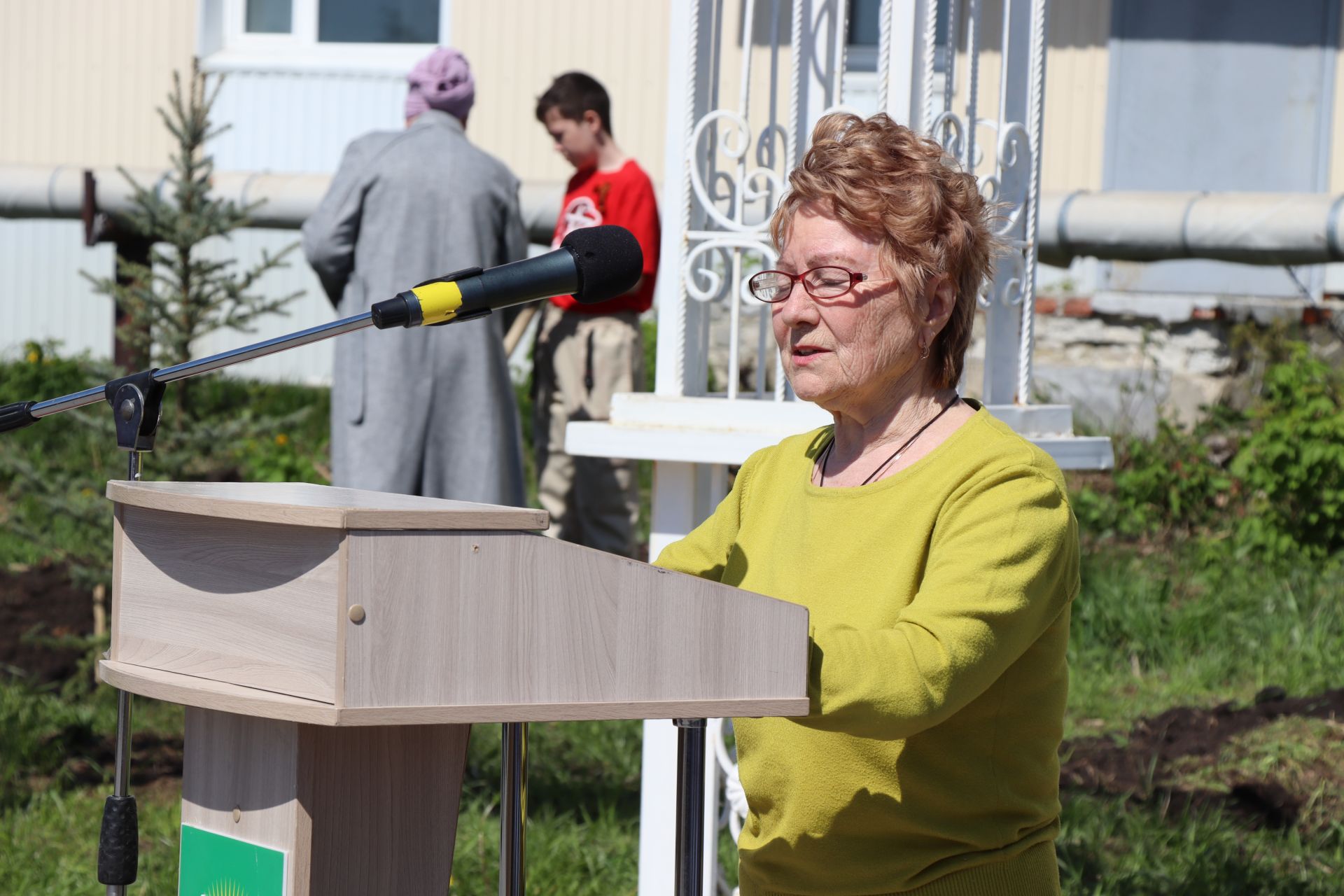 В Нурлате торжественно открыли Аллею Победы в честь героев-железнодорожников