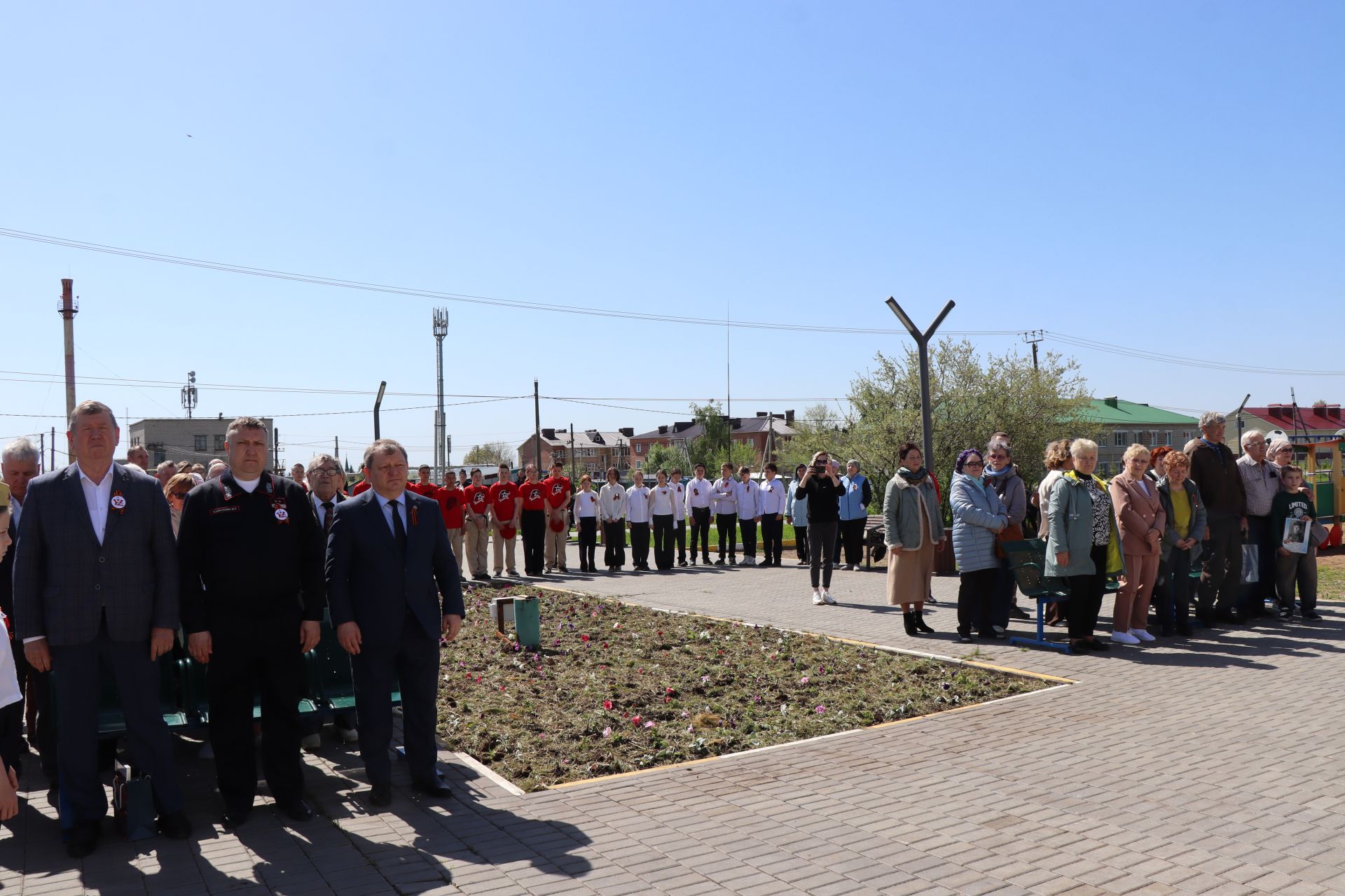 В Нурлате торжественно открыли Аллею Победы в честь героев-железнодорожников