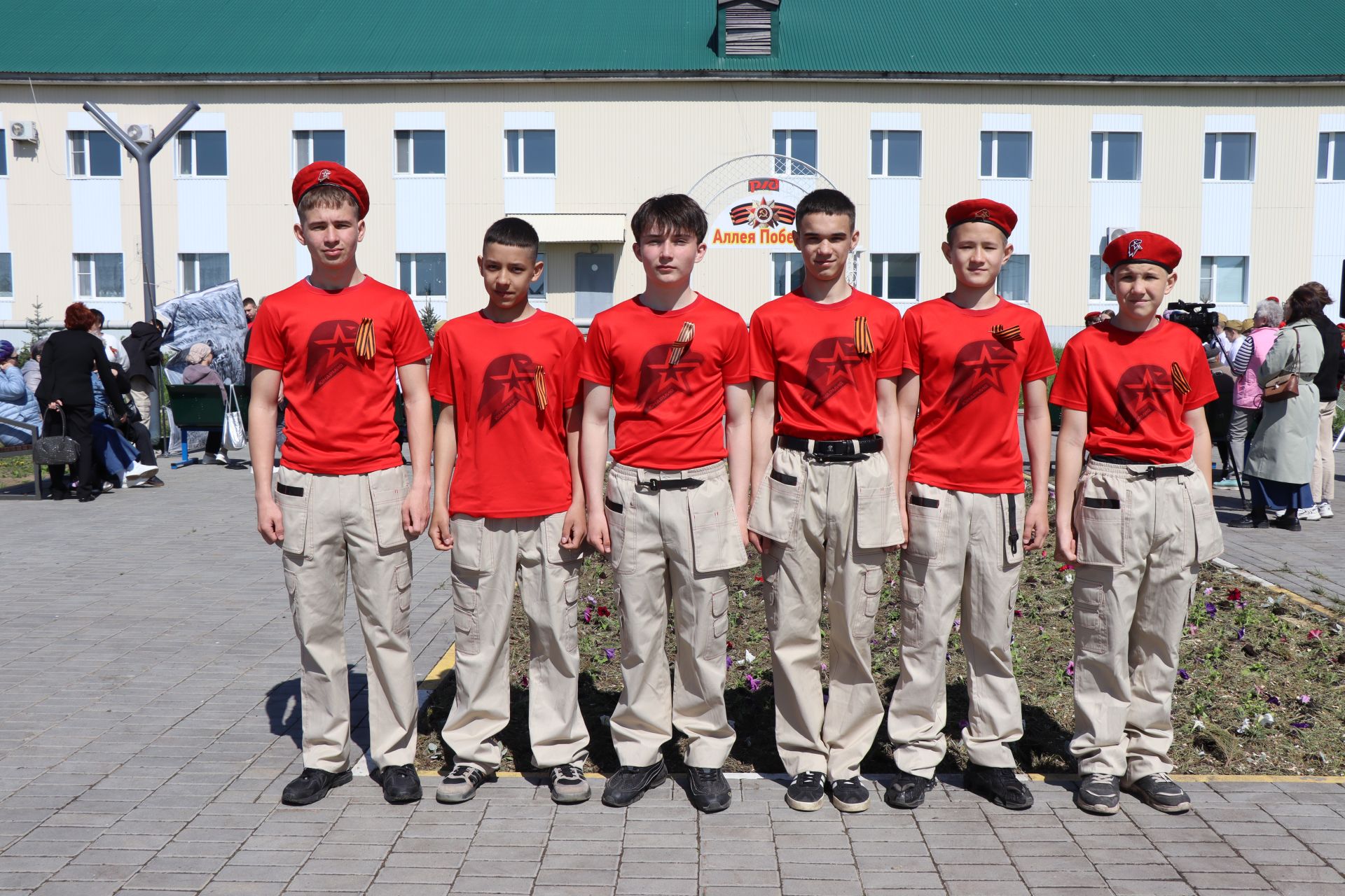 В Нурлате торжественно открыли Аллею Победы в честь героев-железнодорожников