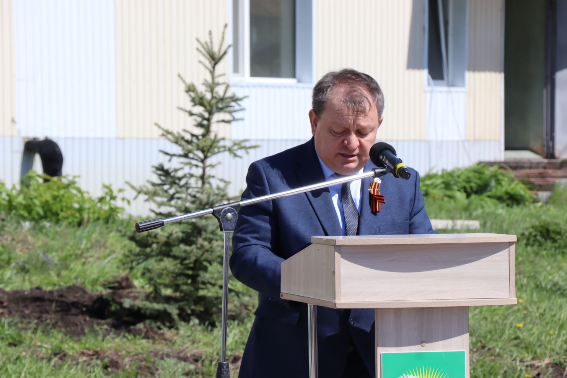 В Нурлате торжественно открыли Аллею Победы в честь героев-железнодорожников