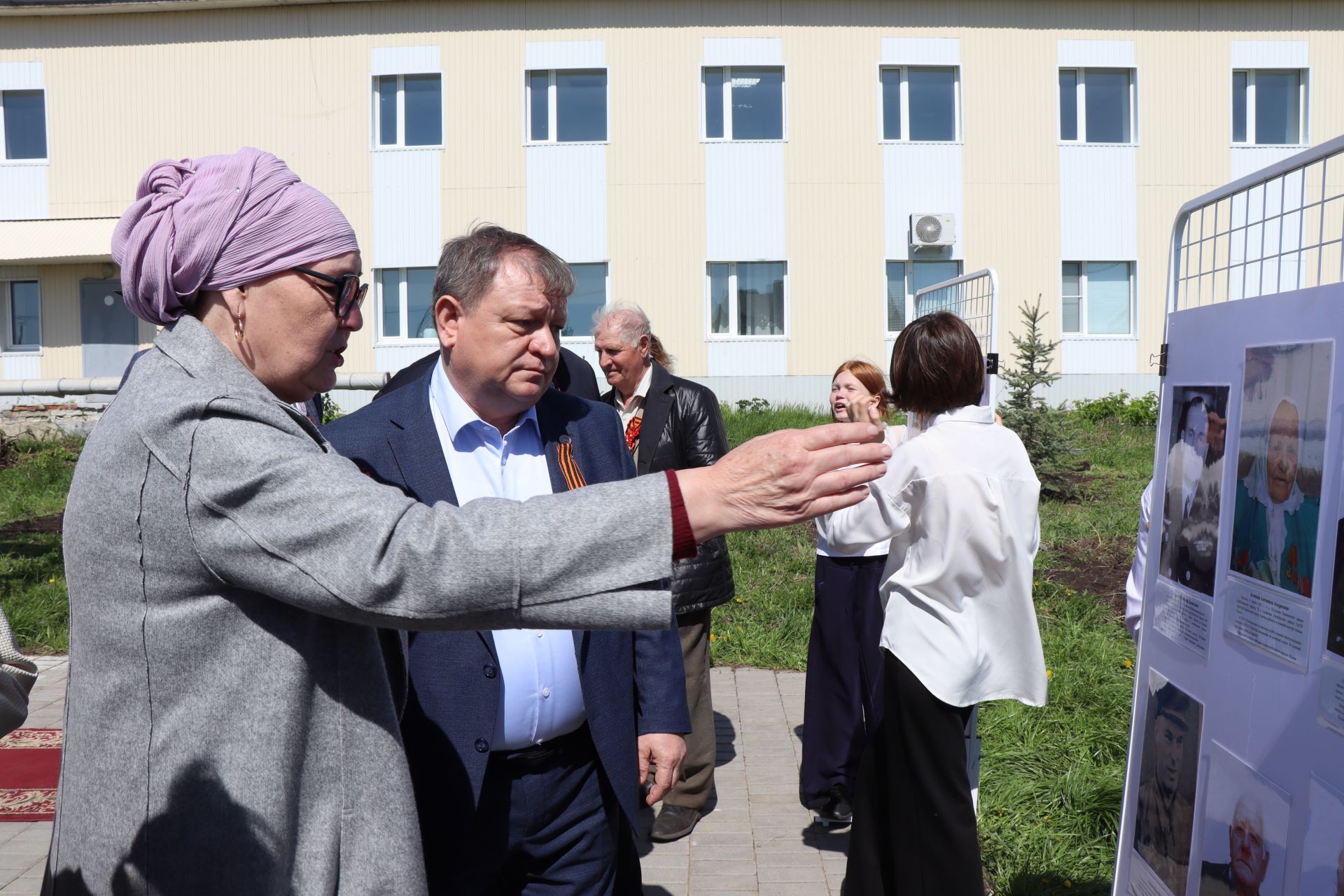 В Нурлате торжественно открыли Аллею Победы в честь героев-железнодорожников