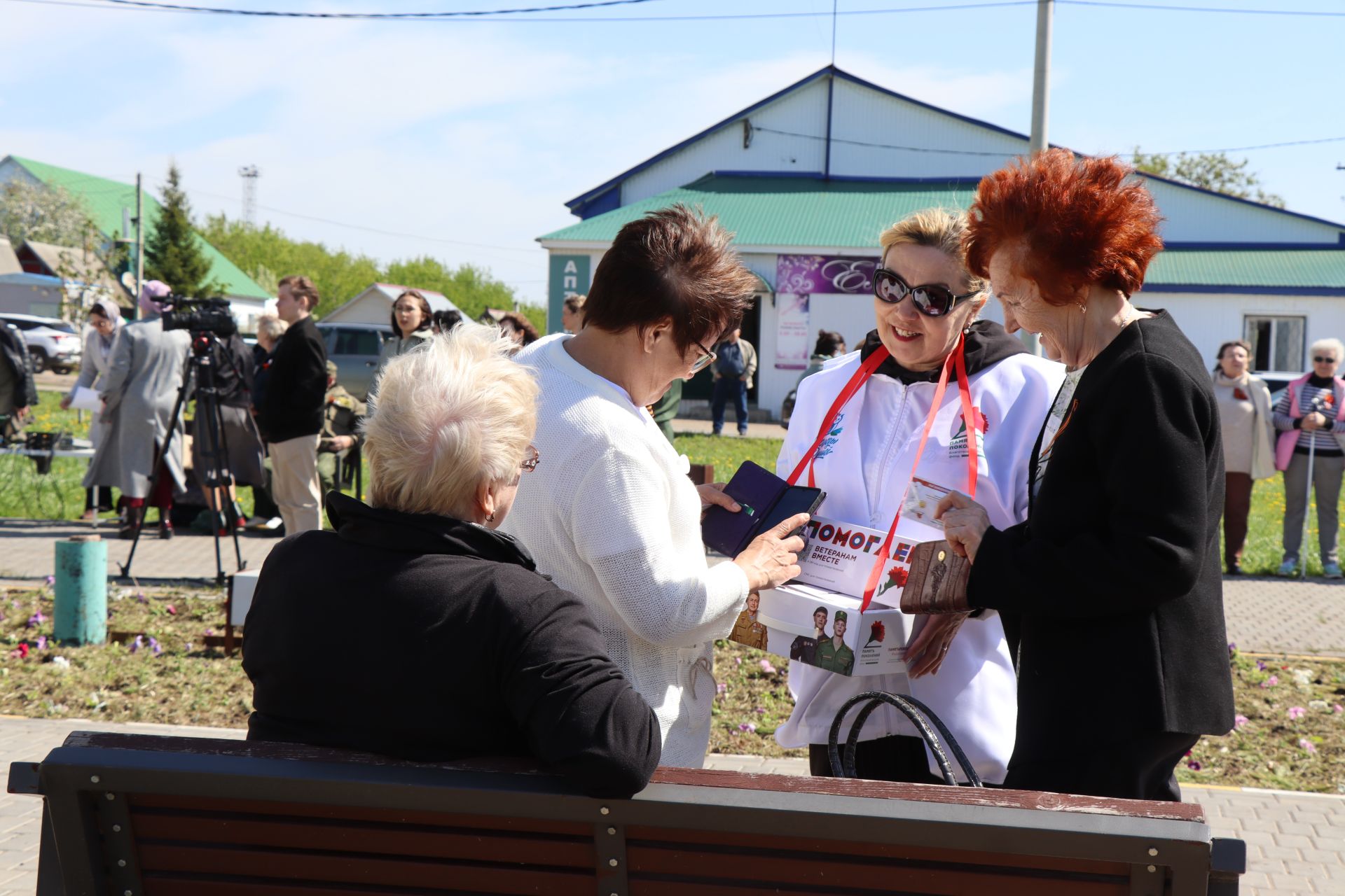 В Нурлате торжественно открыли Аллею Победы в честь героев-железнодорожников