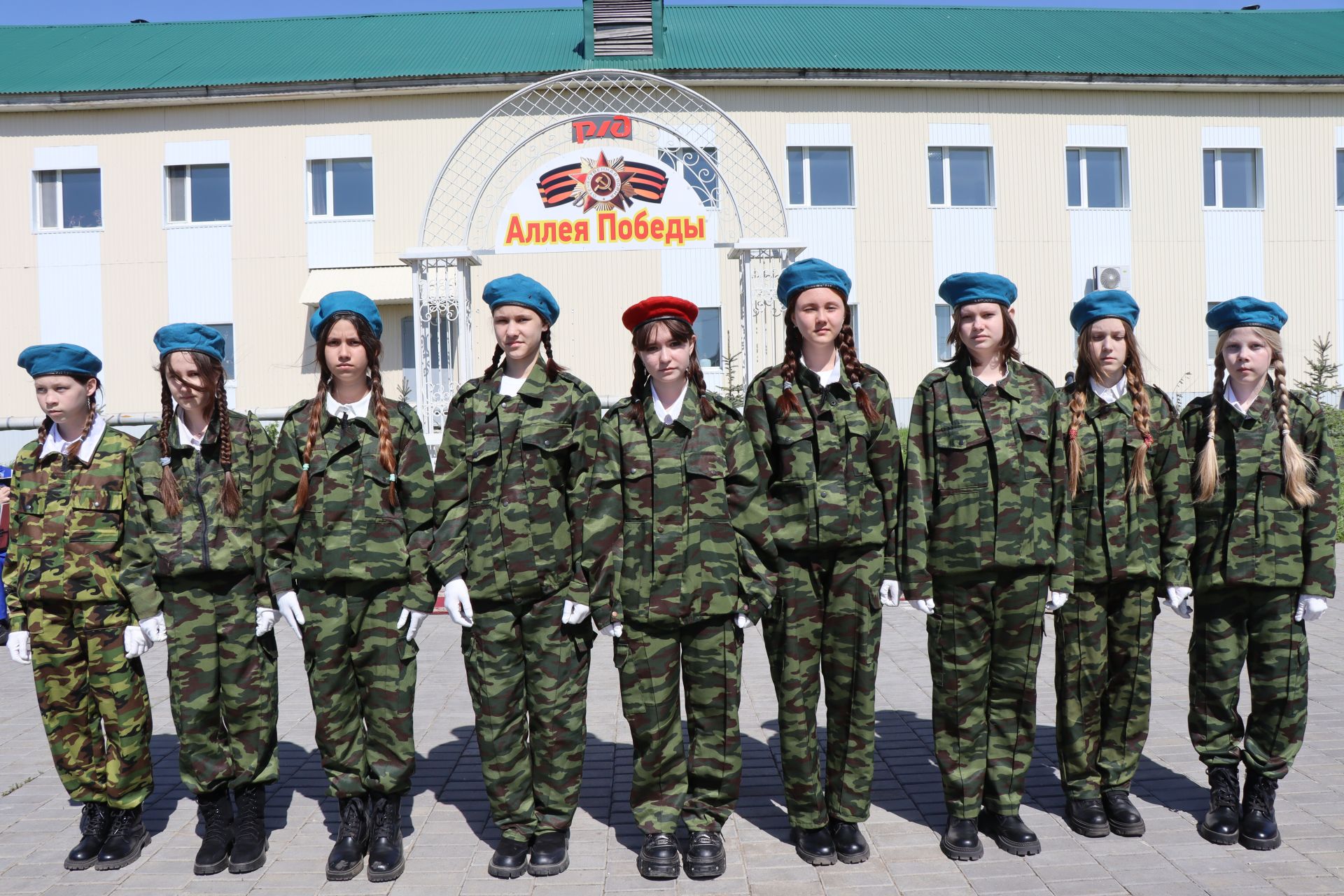 В Нурлате торжественно открыли Аллею Победы в честь героев-железнодорожников