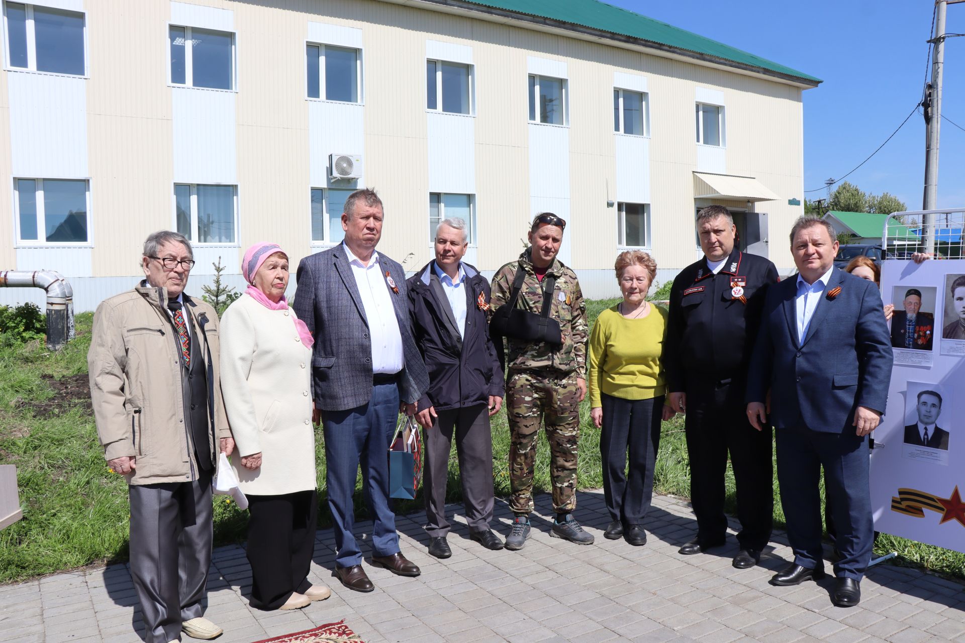 В Нурлате торжественно открыли Аллею Победы в честь героев-железнодорожников